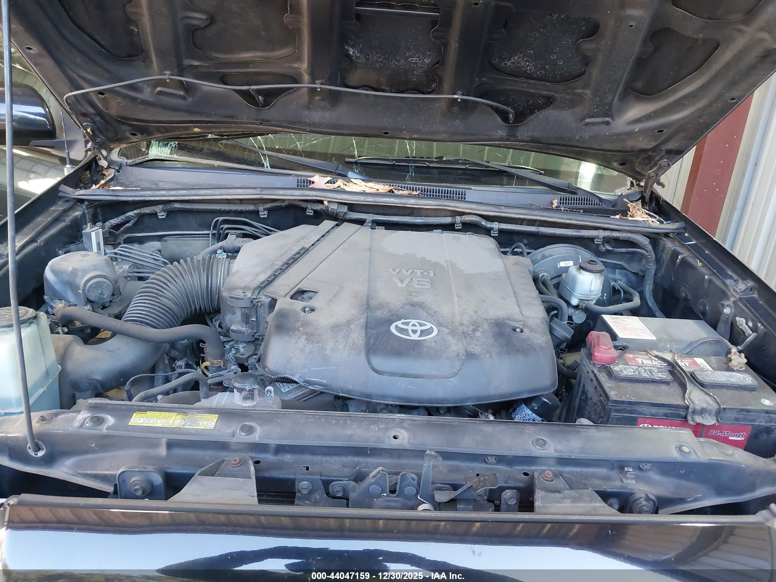 TOYOTA TACOMA image 10