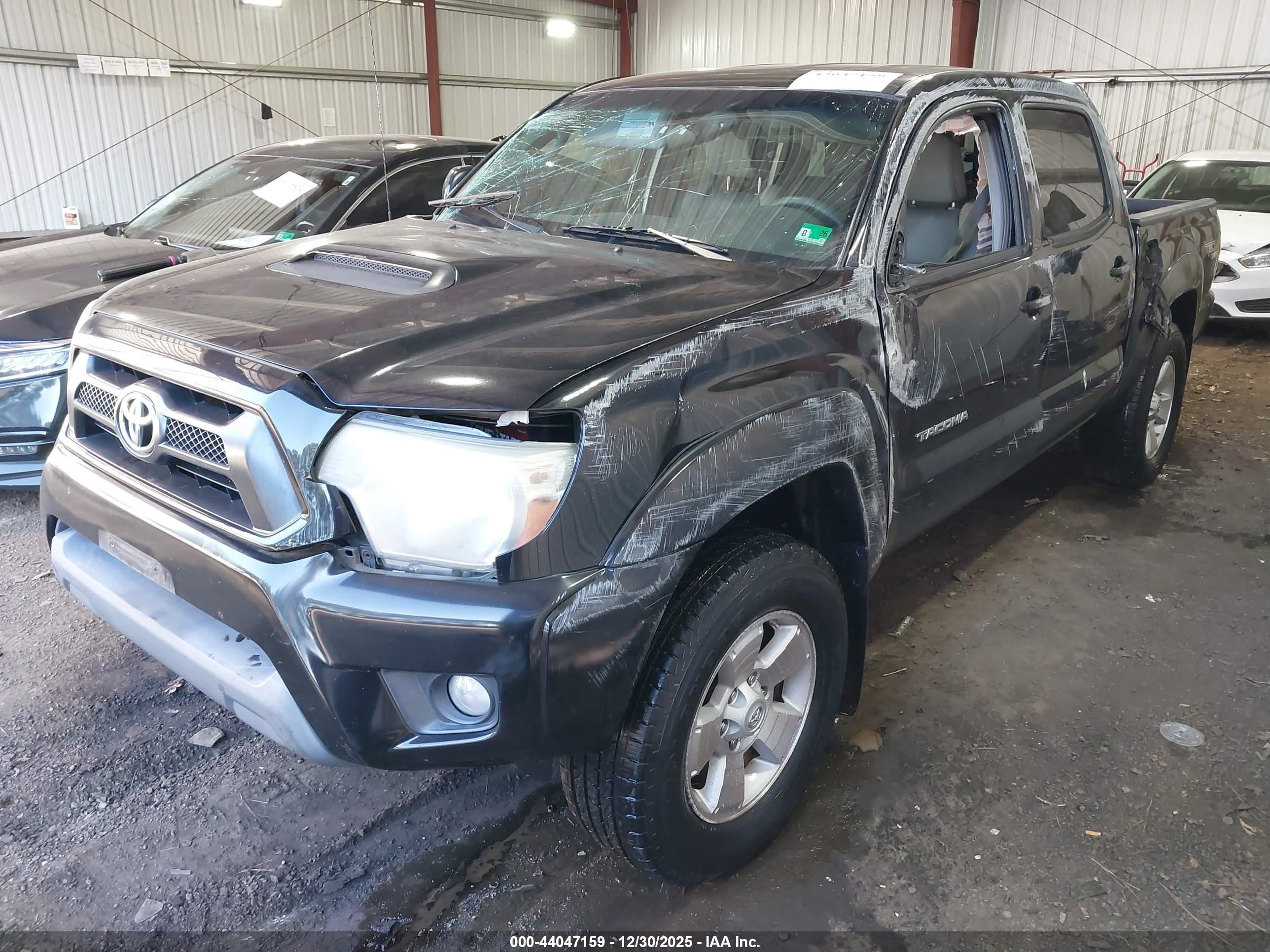 TOYOTA TACOMA image 2