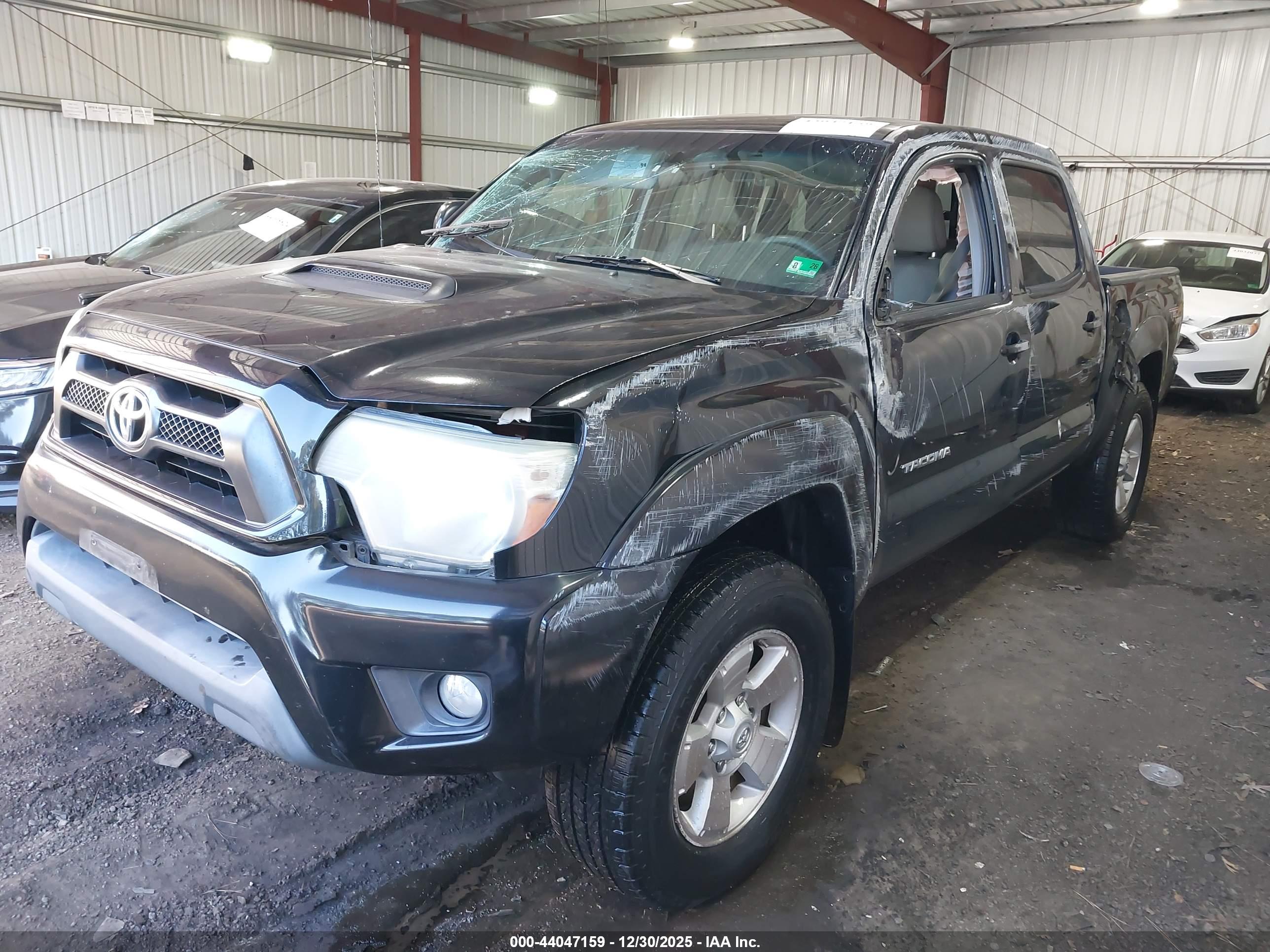 TOYOTA TACOMA image 6