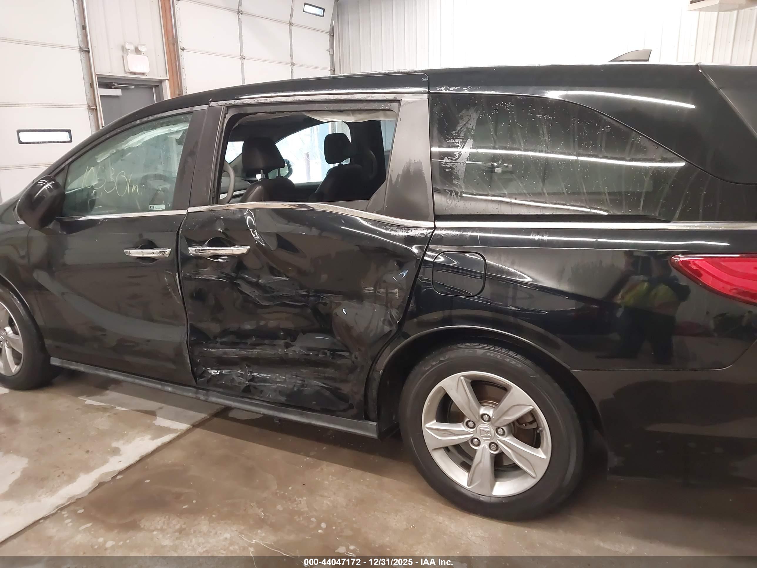 HONDA ODYSSEY image 6