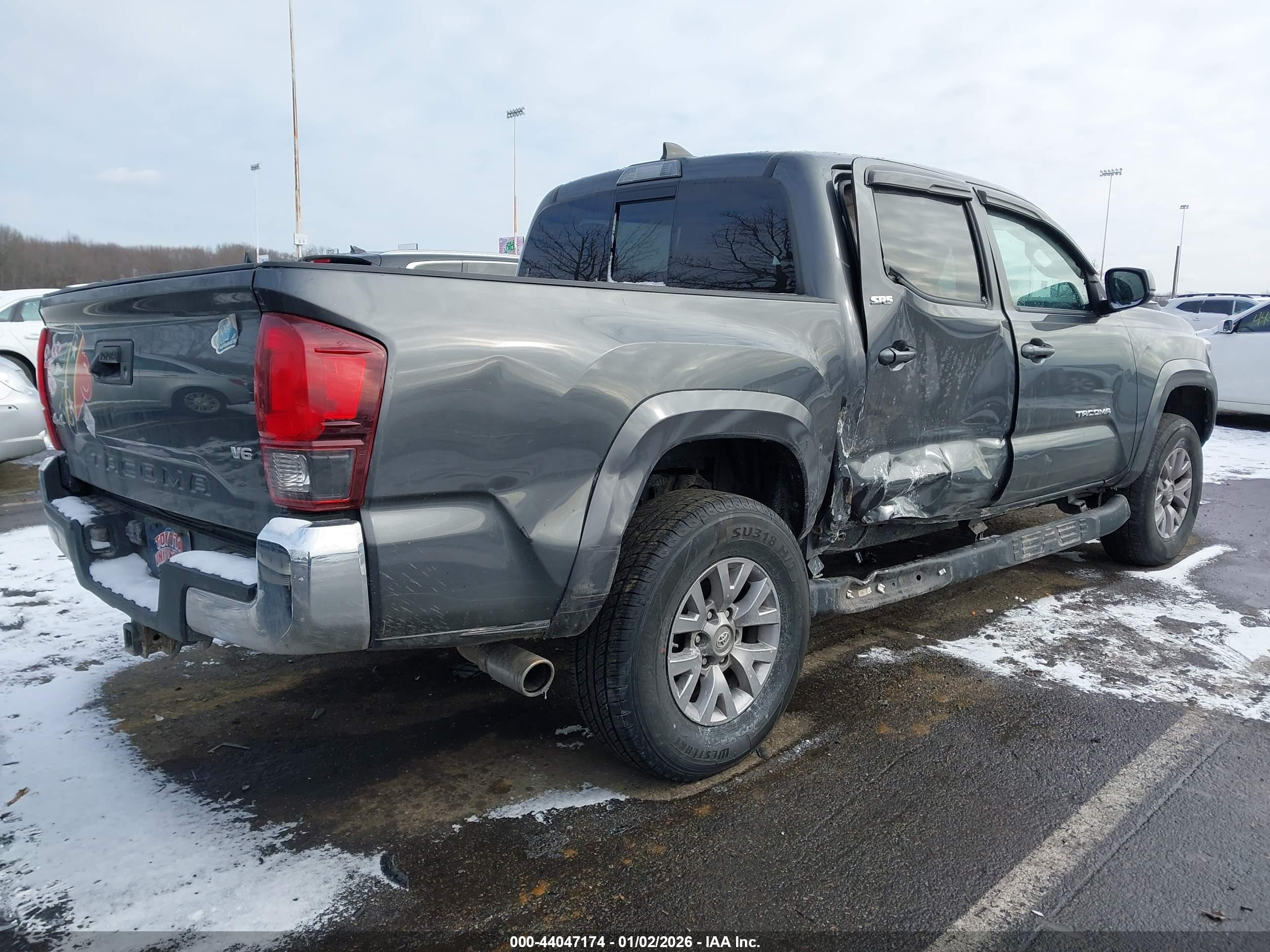 TOYOTA TACOMA image 4
