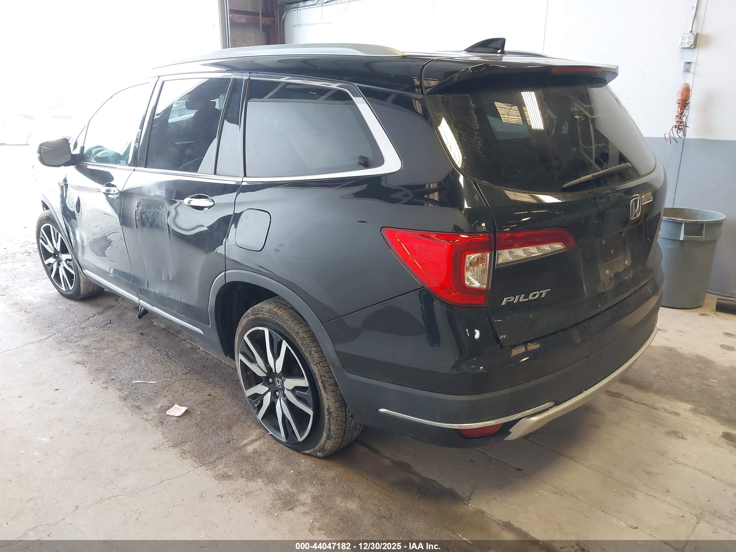 HONDA PILOT image 3