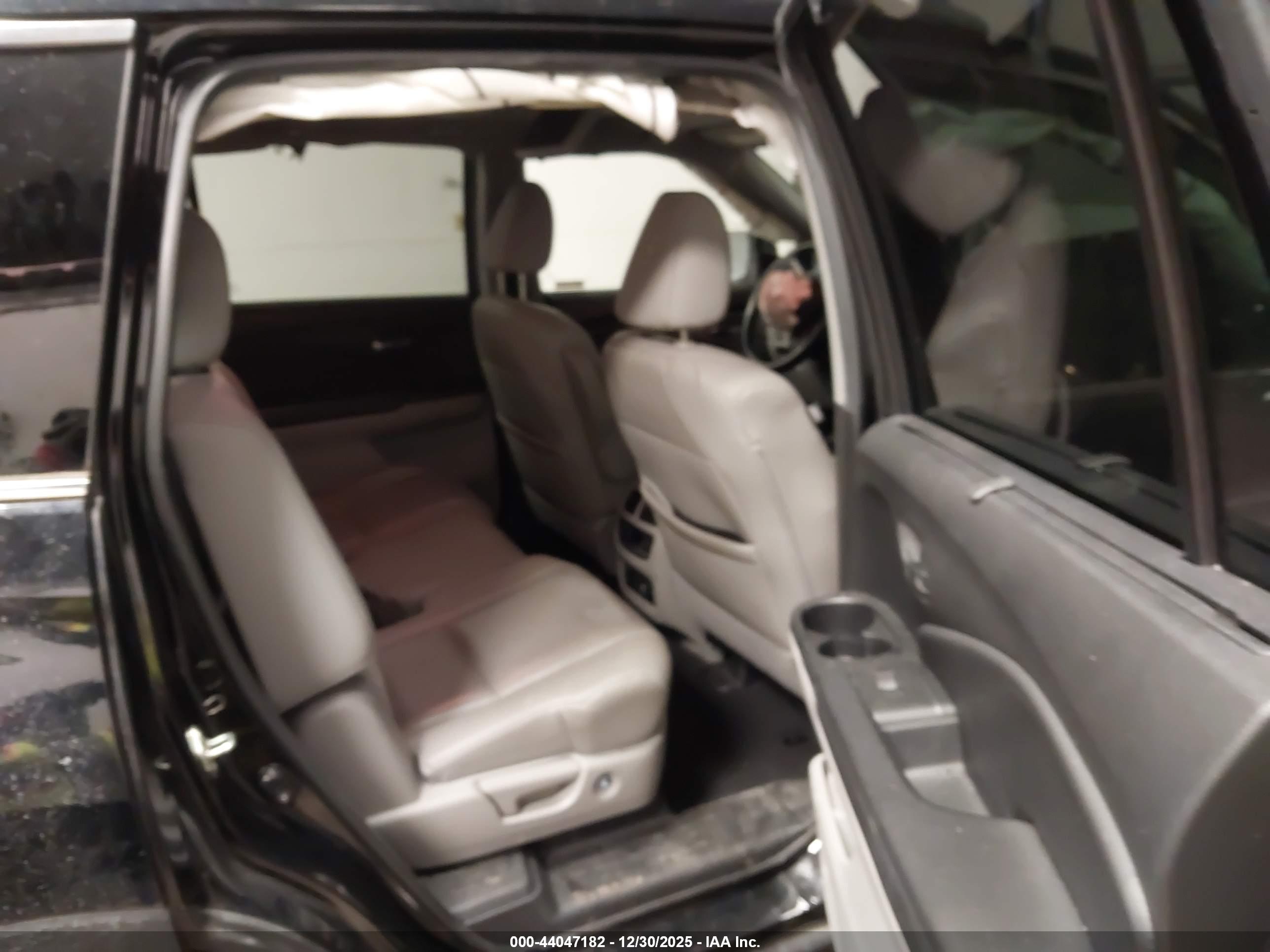HONDA PILOT image 8