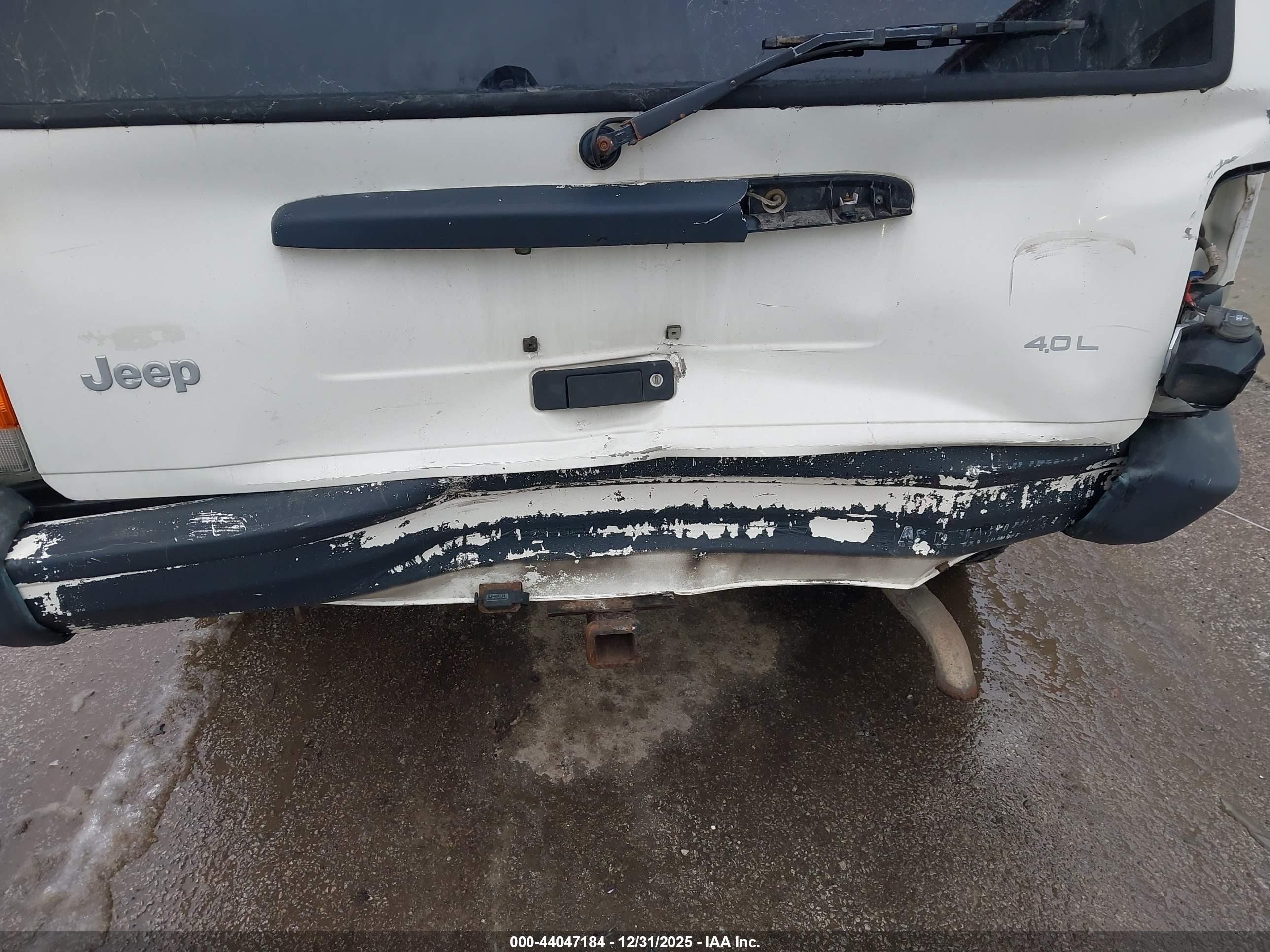 JEEP CHEROKEE image 6