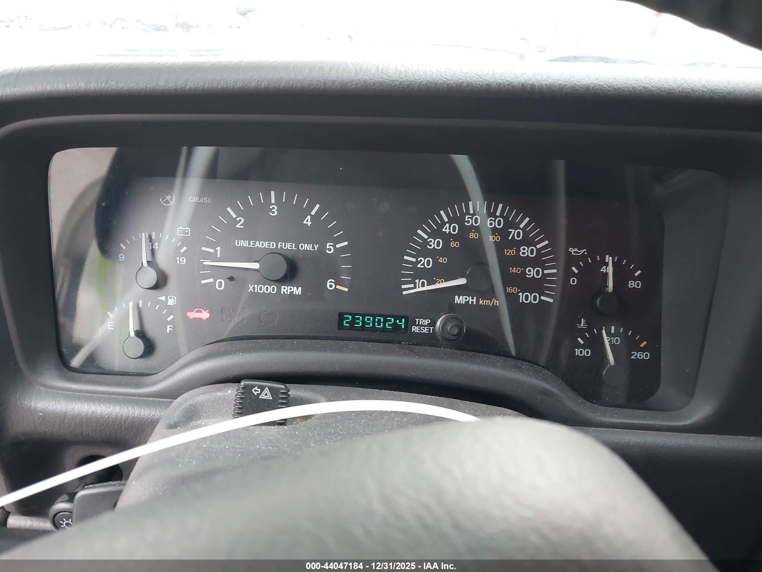 JEEP CHEROKEE image 7