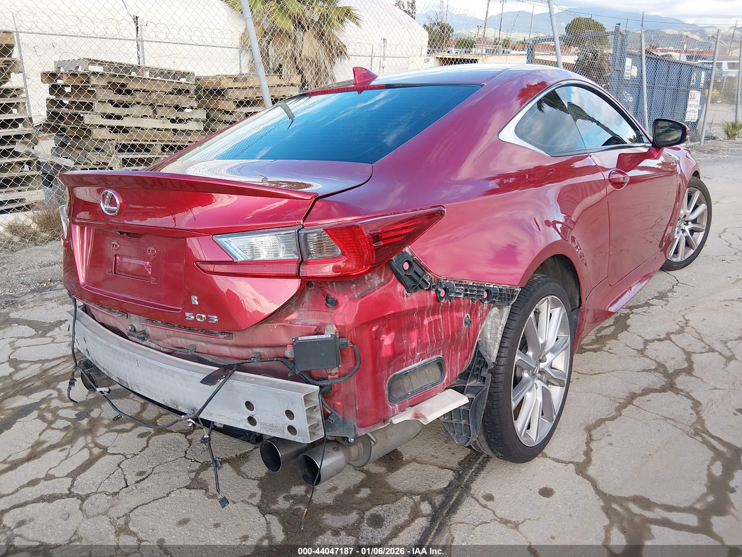 LEXUS RC image 4