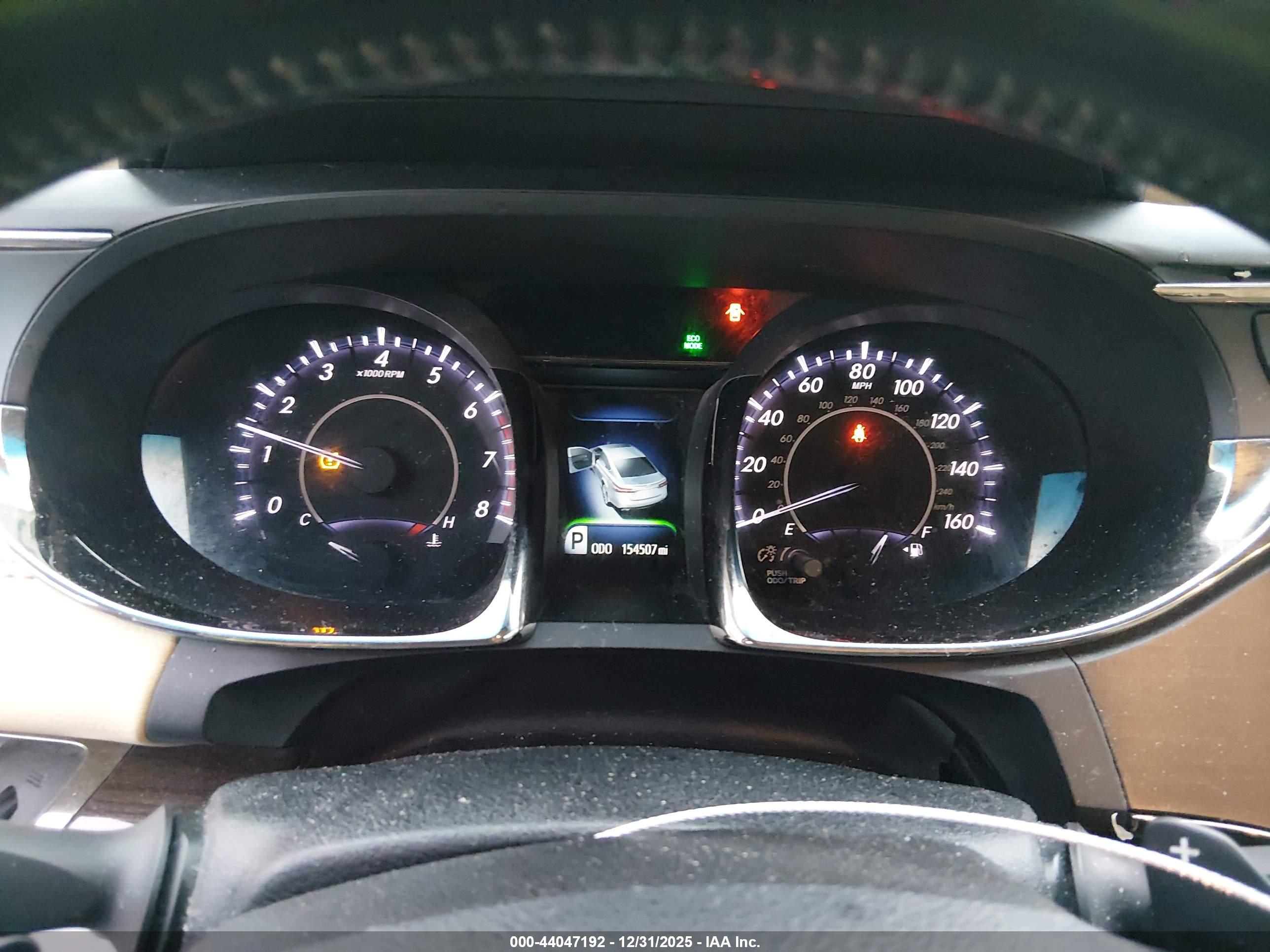 TOYOTA AVALON image 7