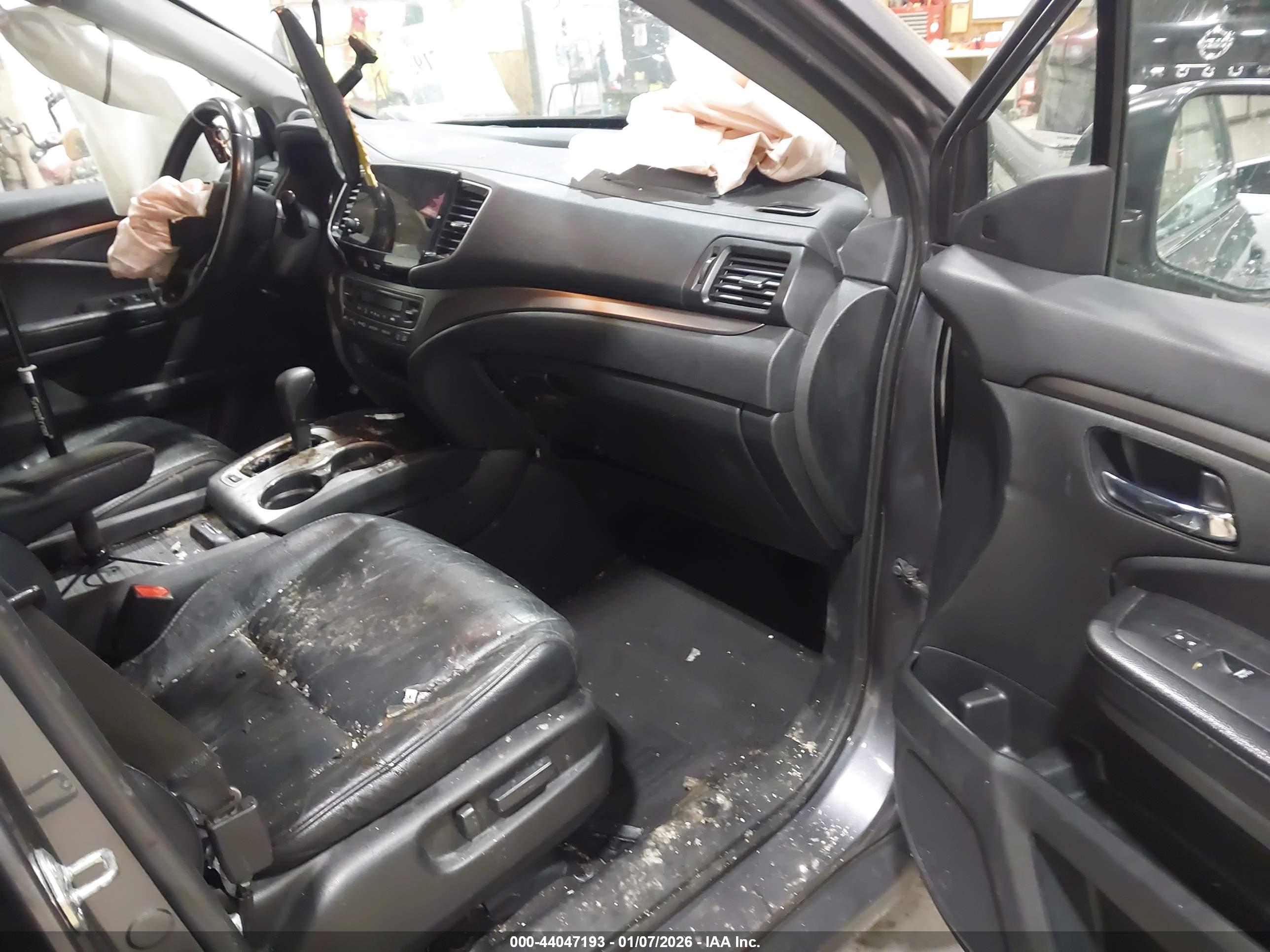 HONDA PILOT image 5