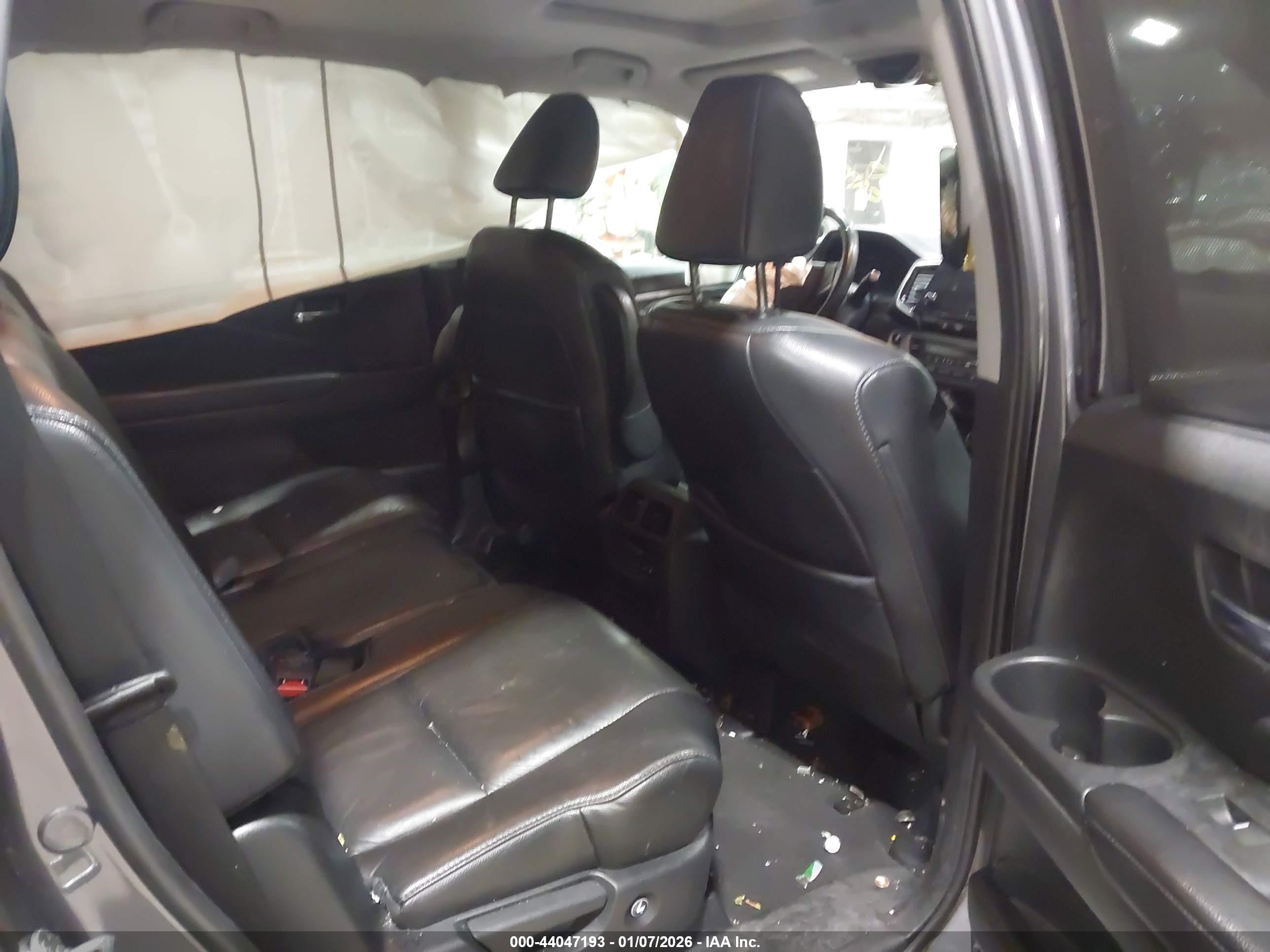 HONDA PILOT image 8