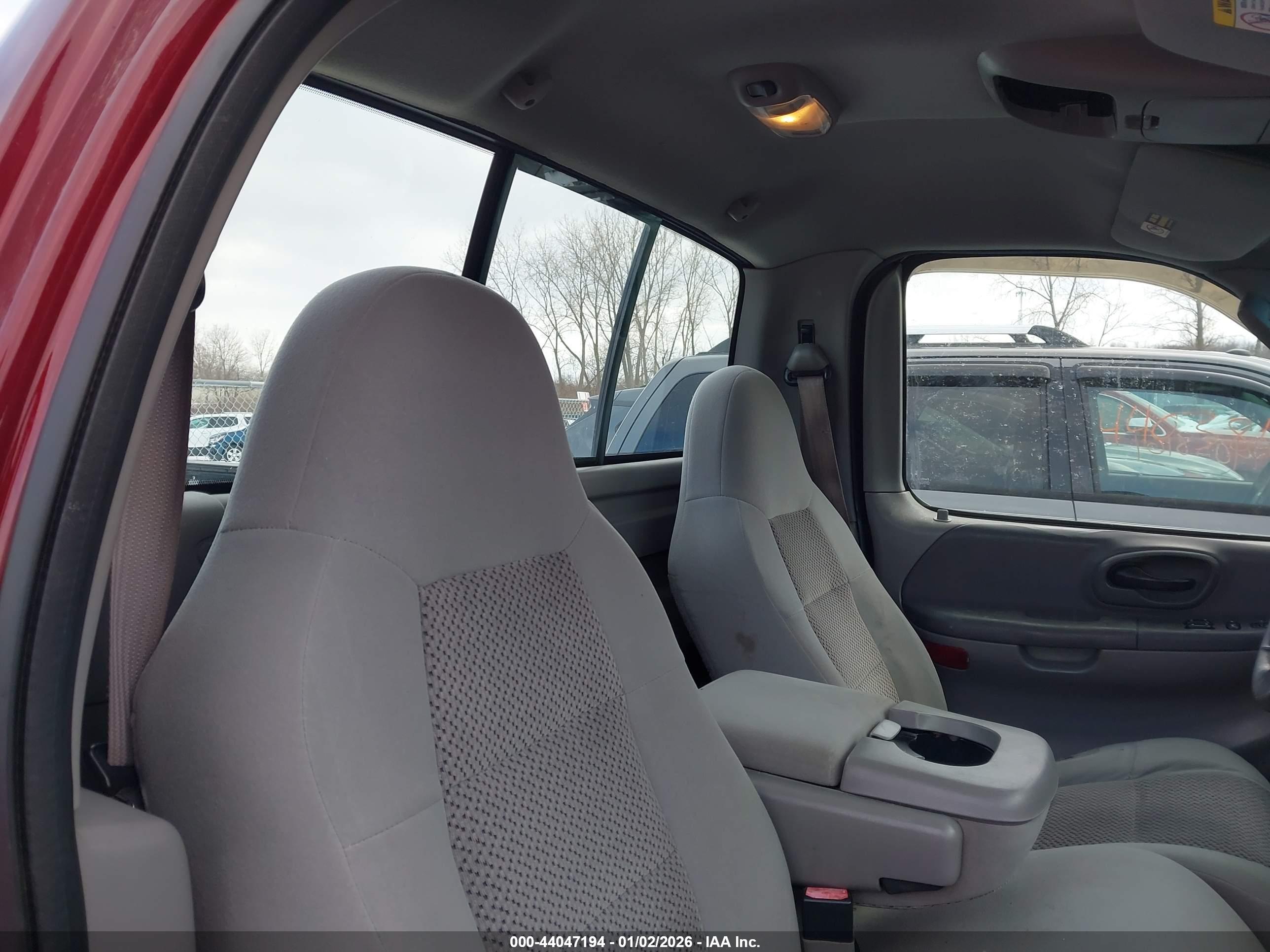 FORD F-150 image 8