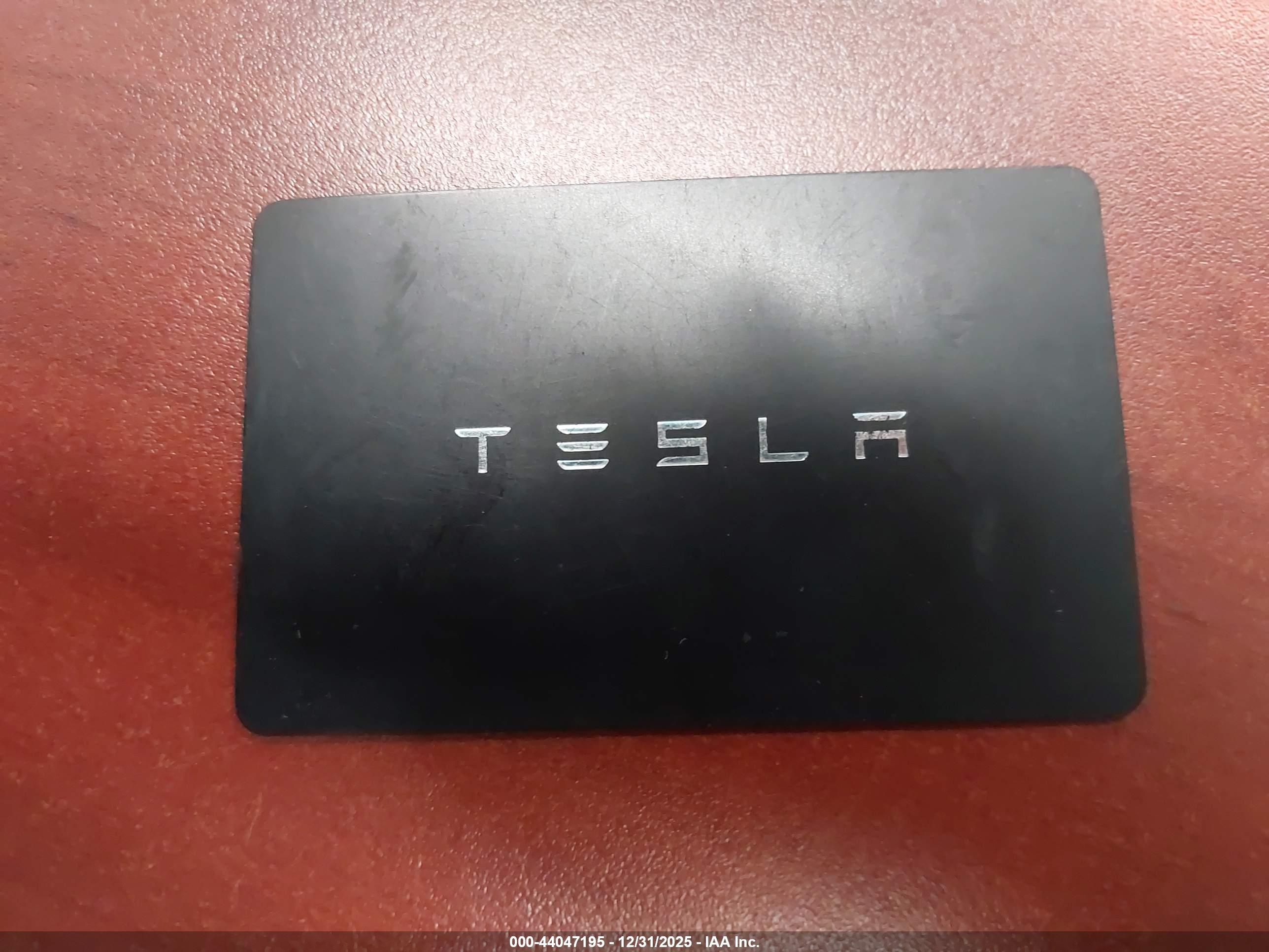 TESLA MODEL image 11