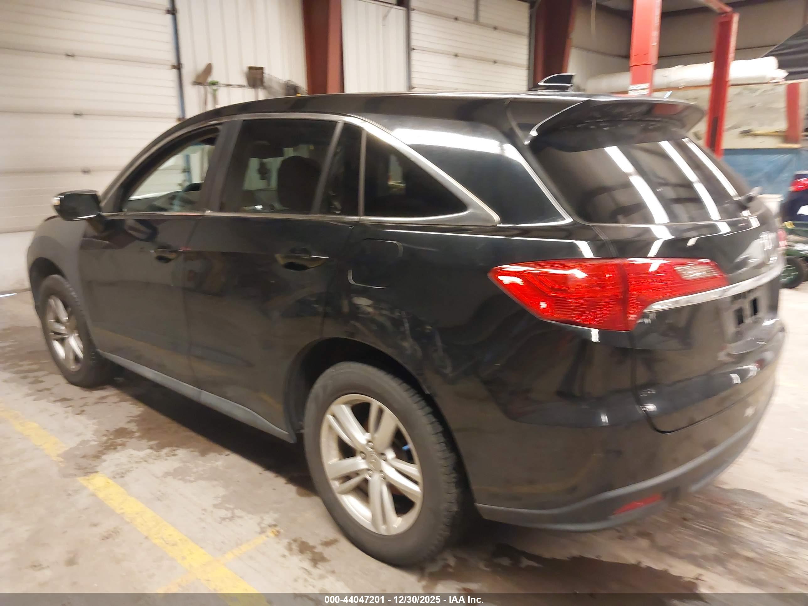 ACURA RDX image 3
