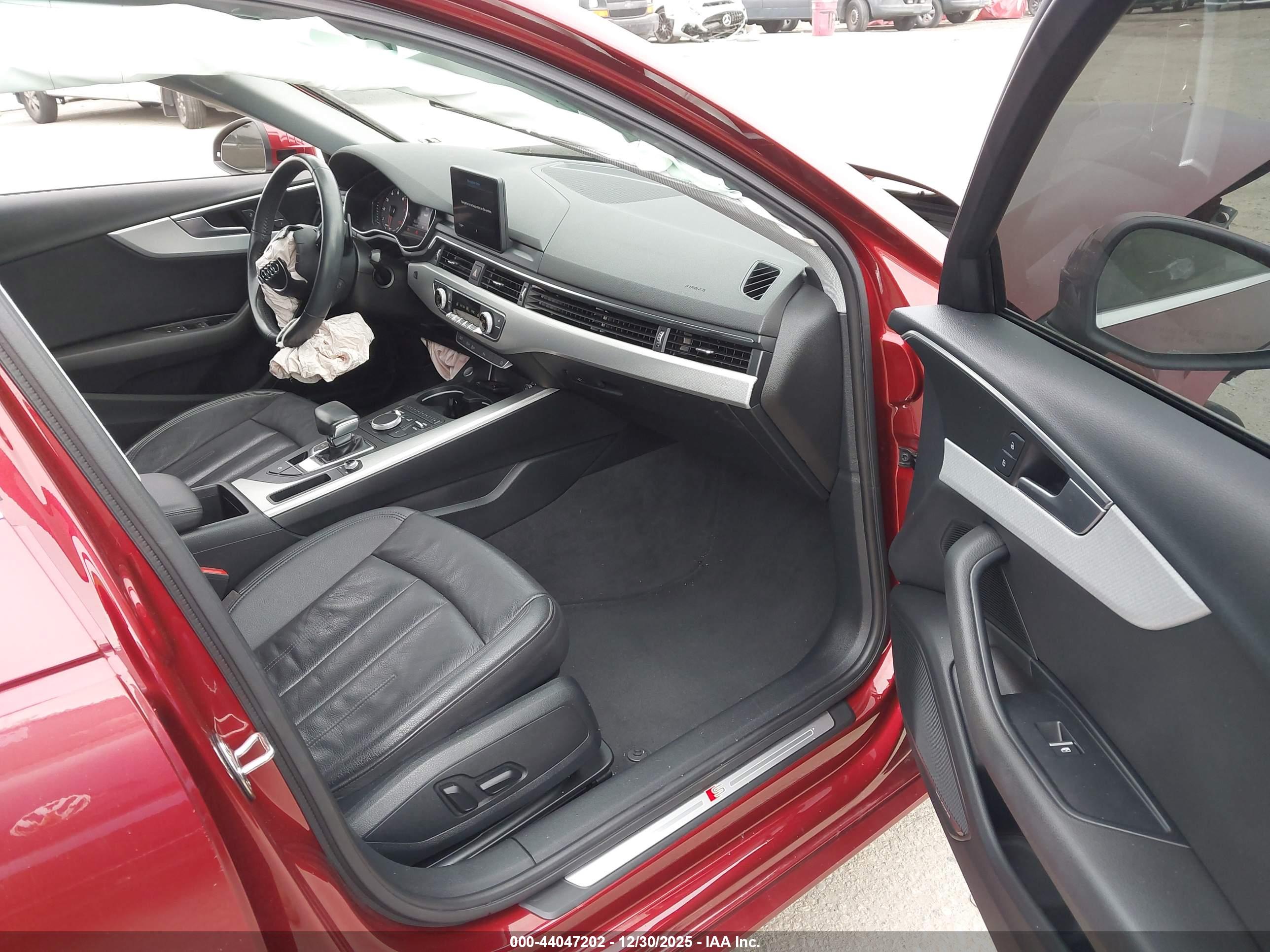 AUDI A4 image 5