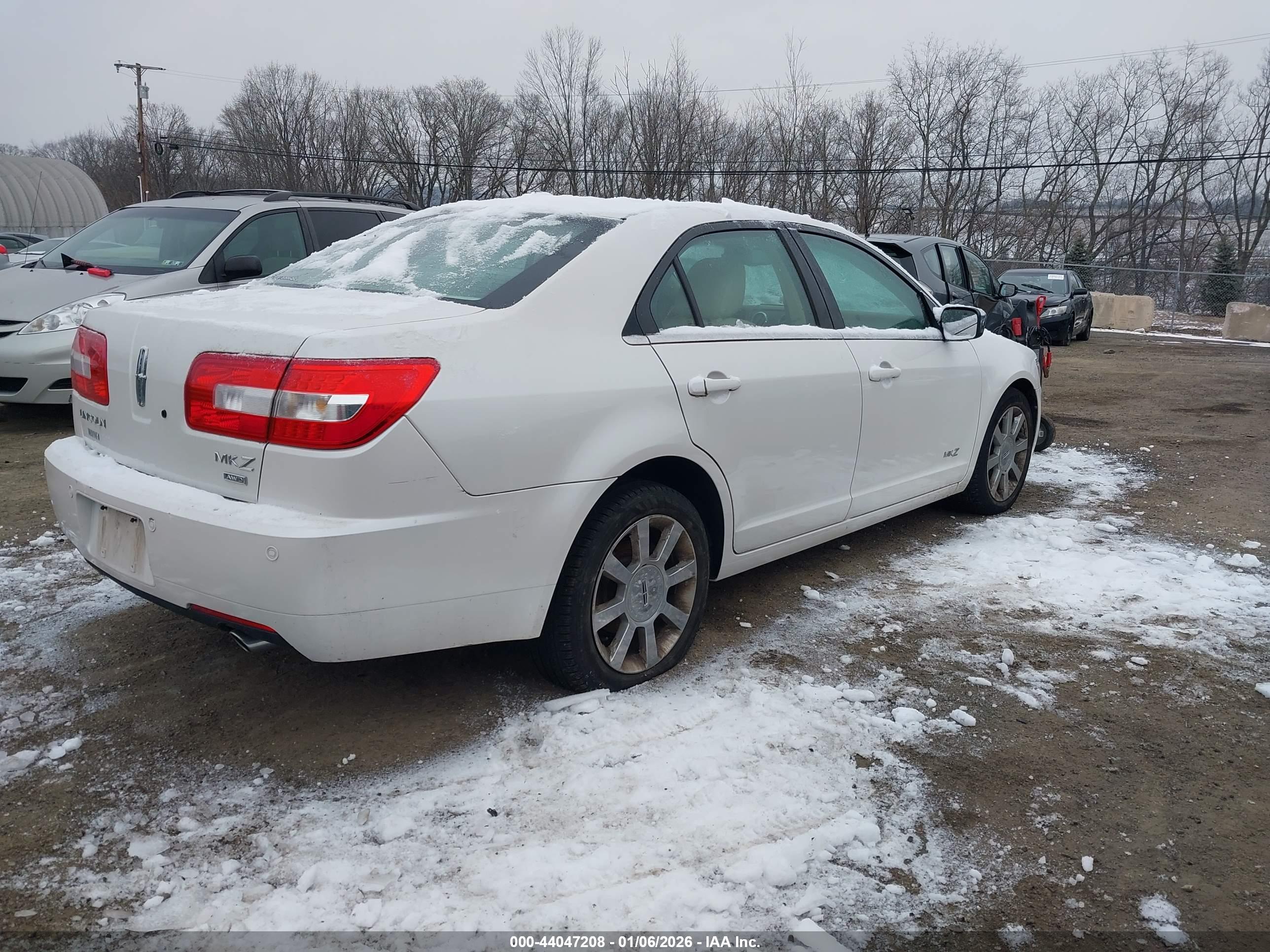 LINCOLN MKZ image 4