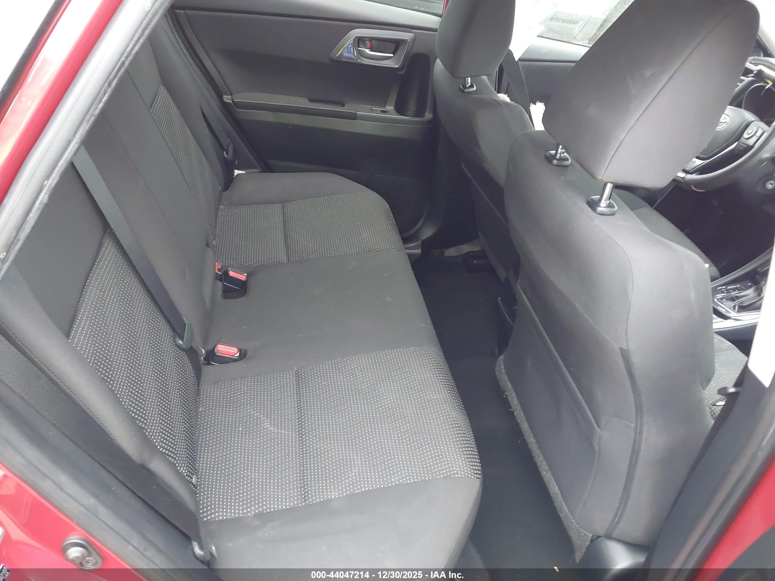 TOYOTA COROLLA image 8
