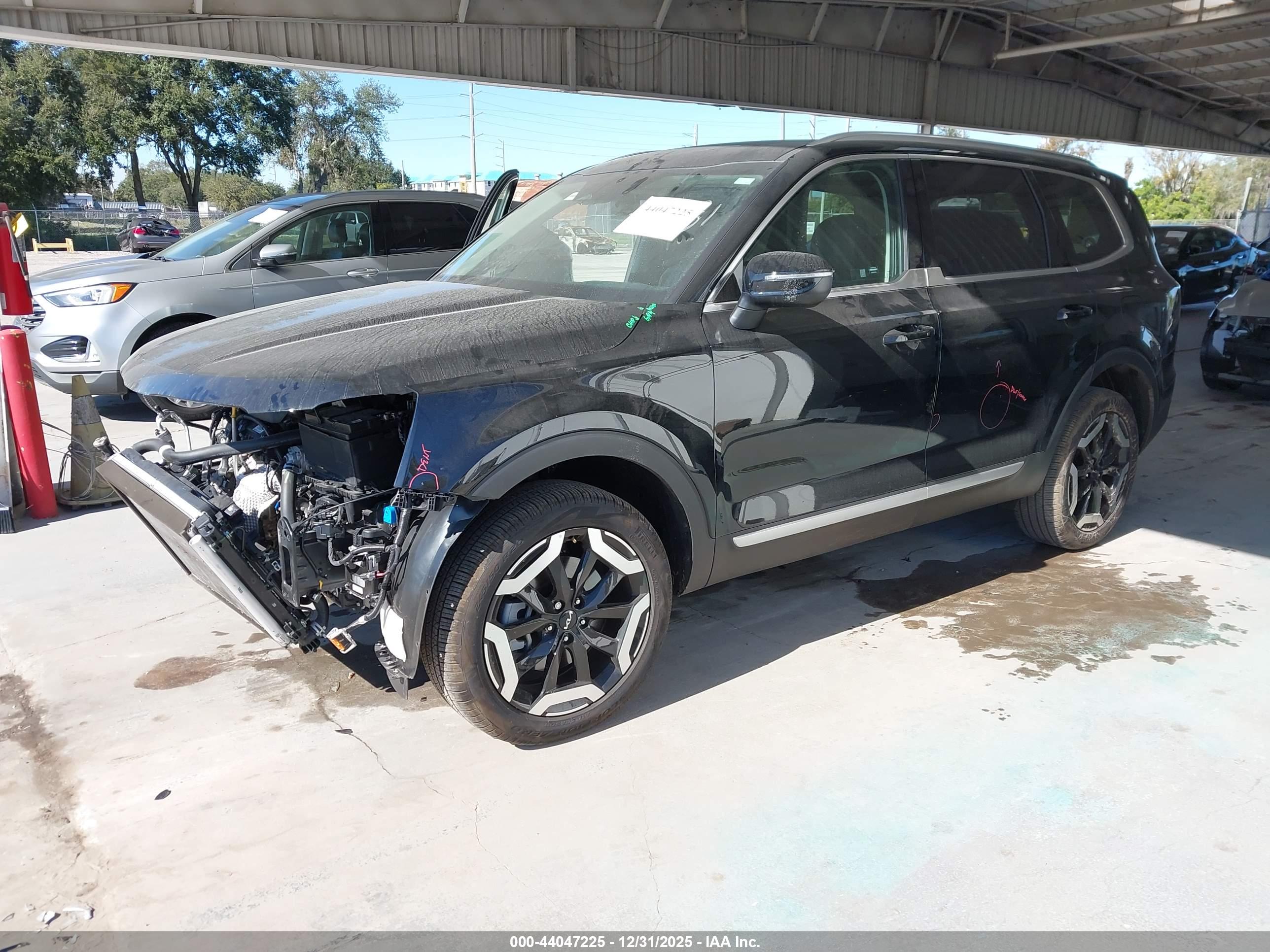 KIA TELLURIDE image 2