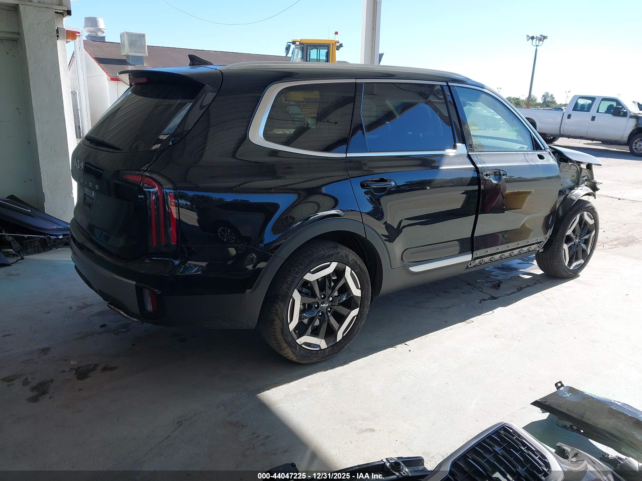 KIA TELLURIDE image 4