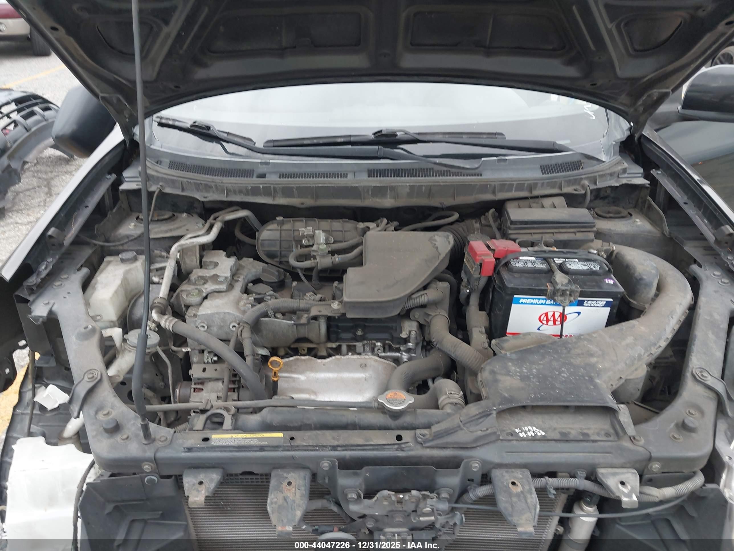 NISSAN ROGUE image 10