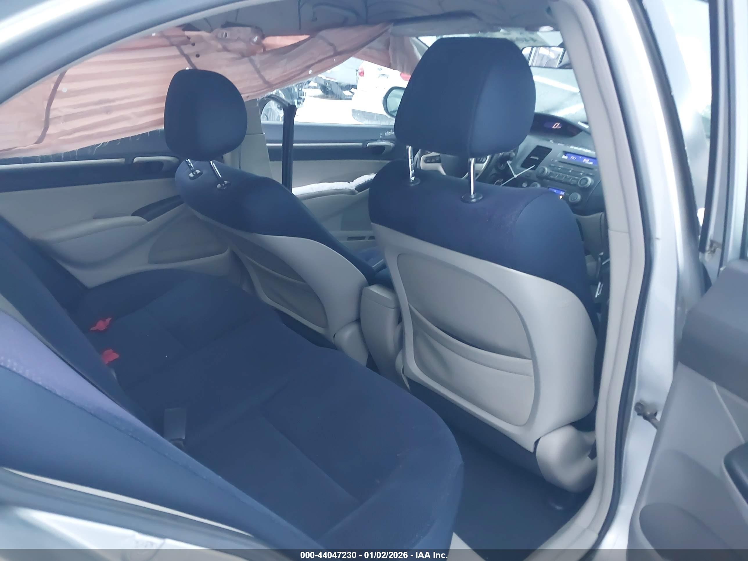 HONDA CIVIC image 8