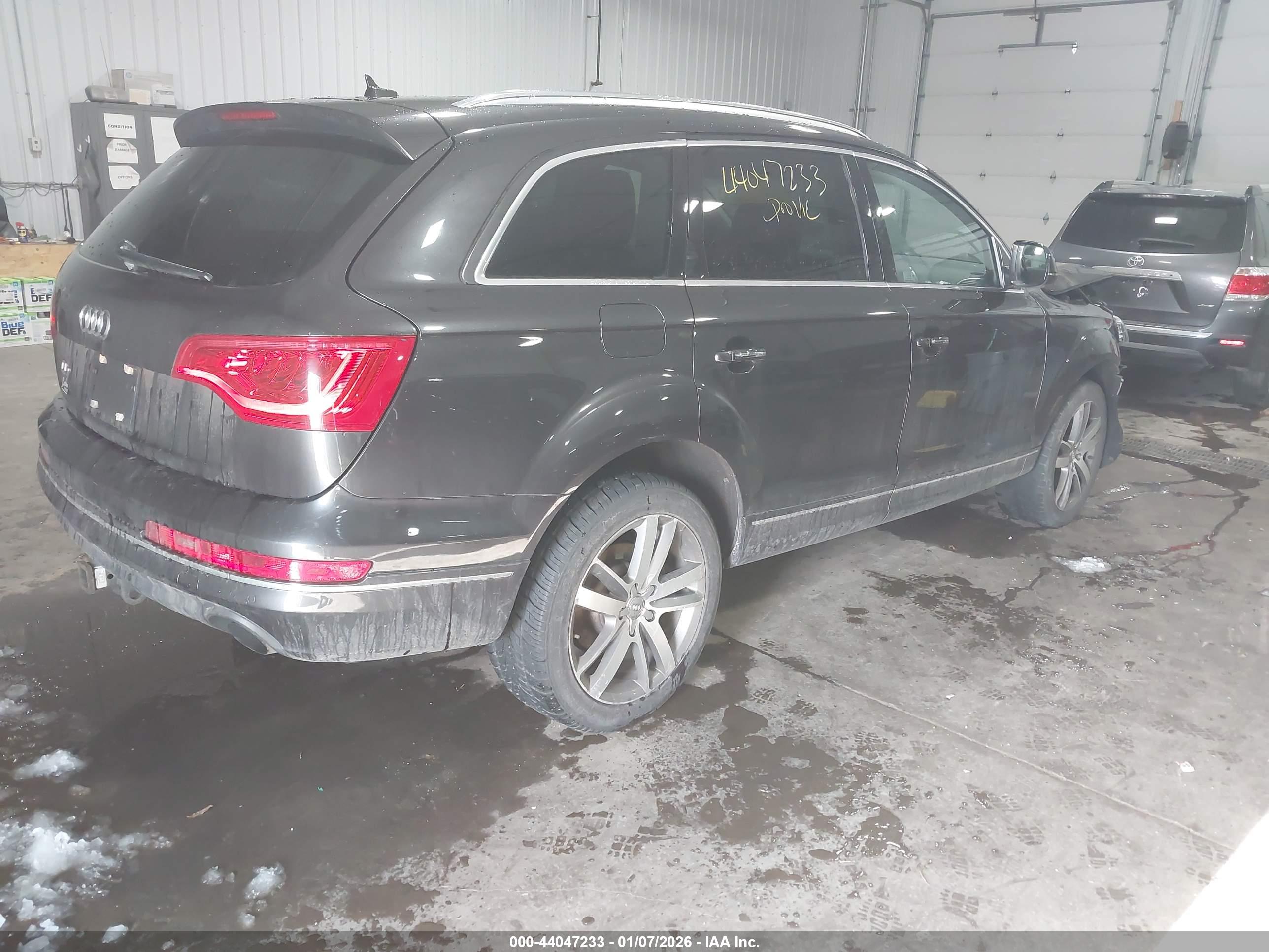 AUDI Q7 image 4