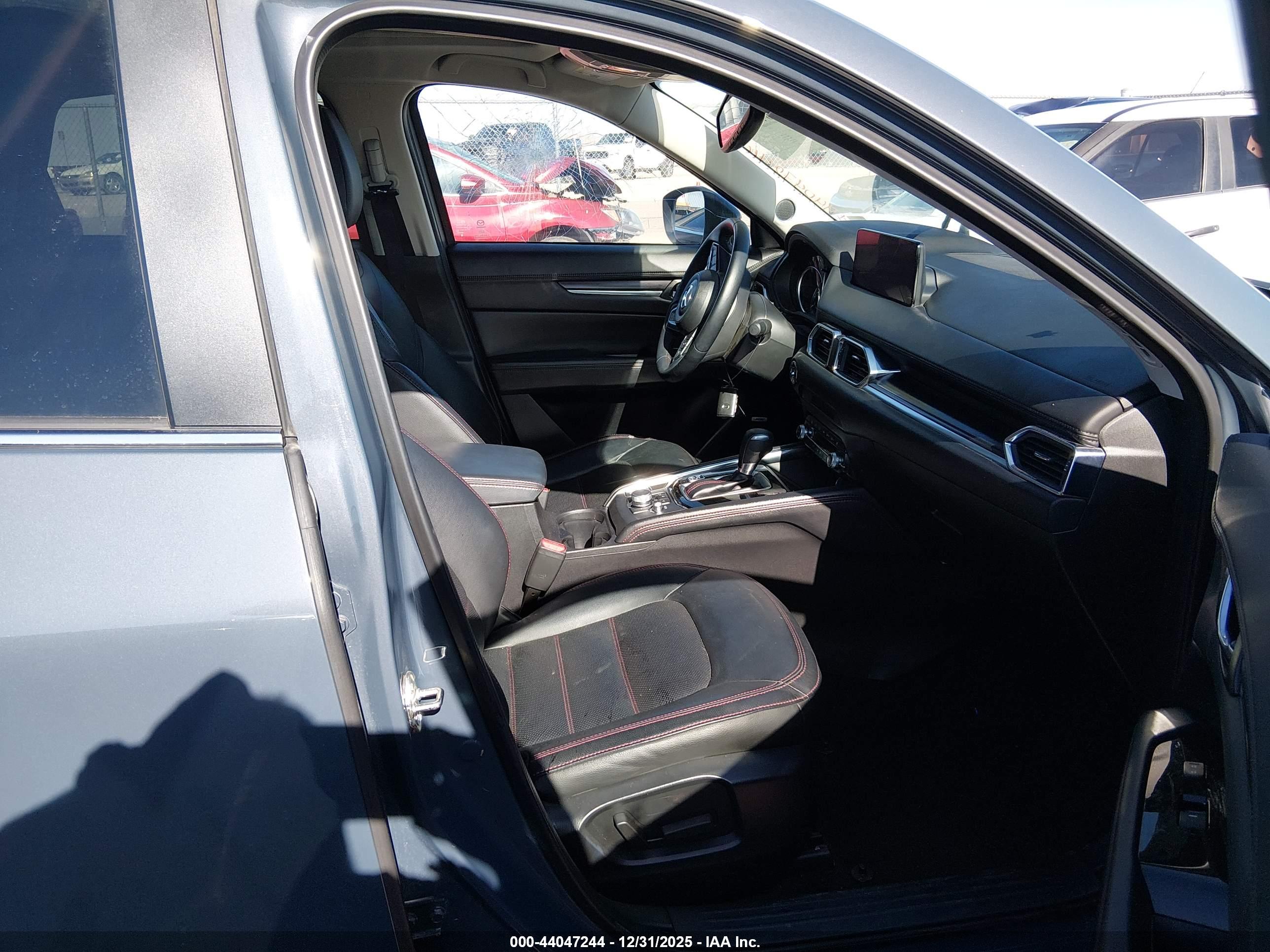 MAZDA CX-5 image 5