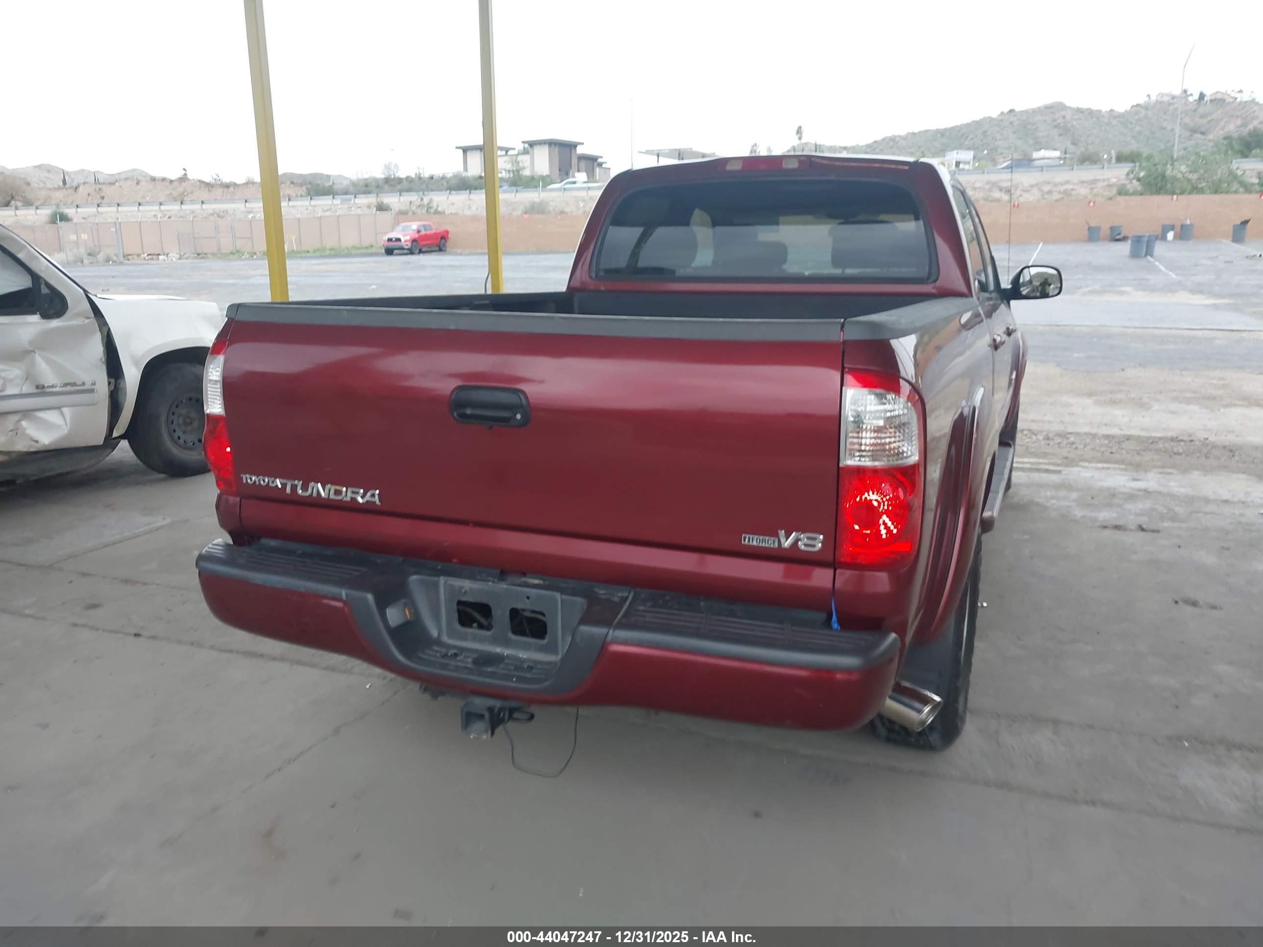 TOYOTA TUNDRA image 4