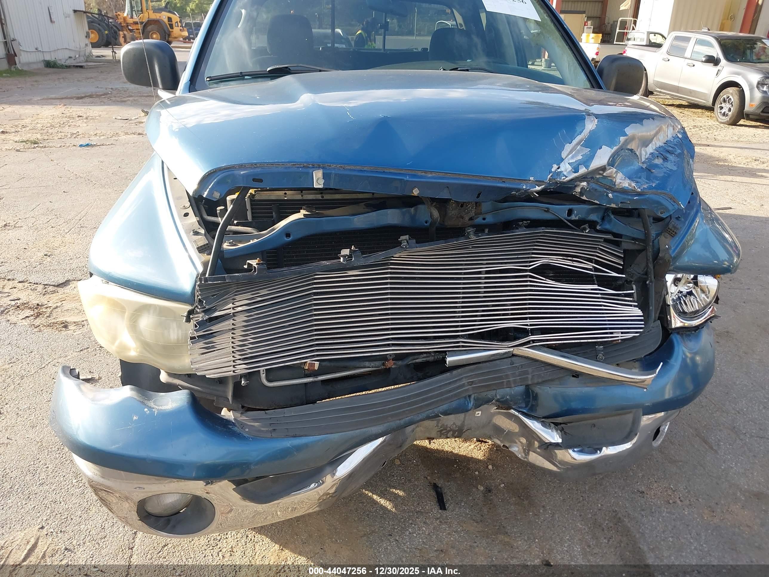 DODGE RAM image 6