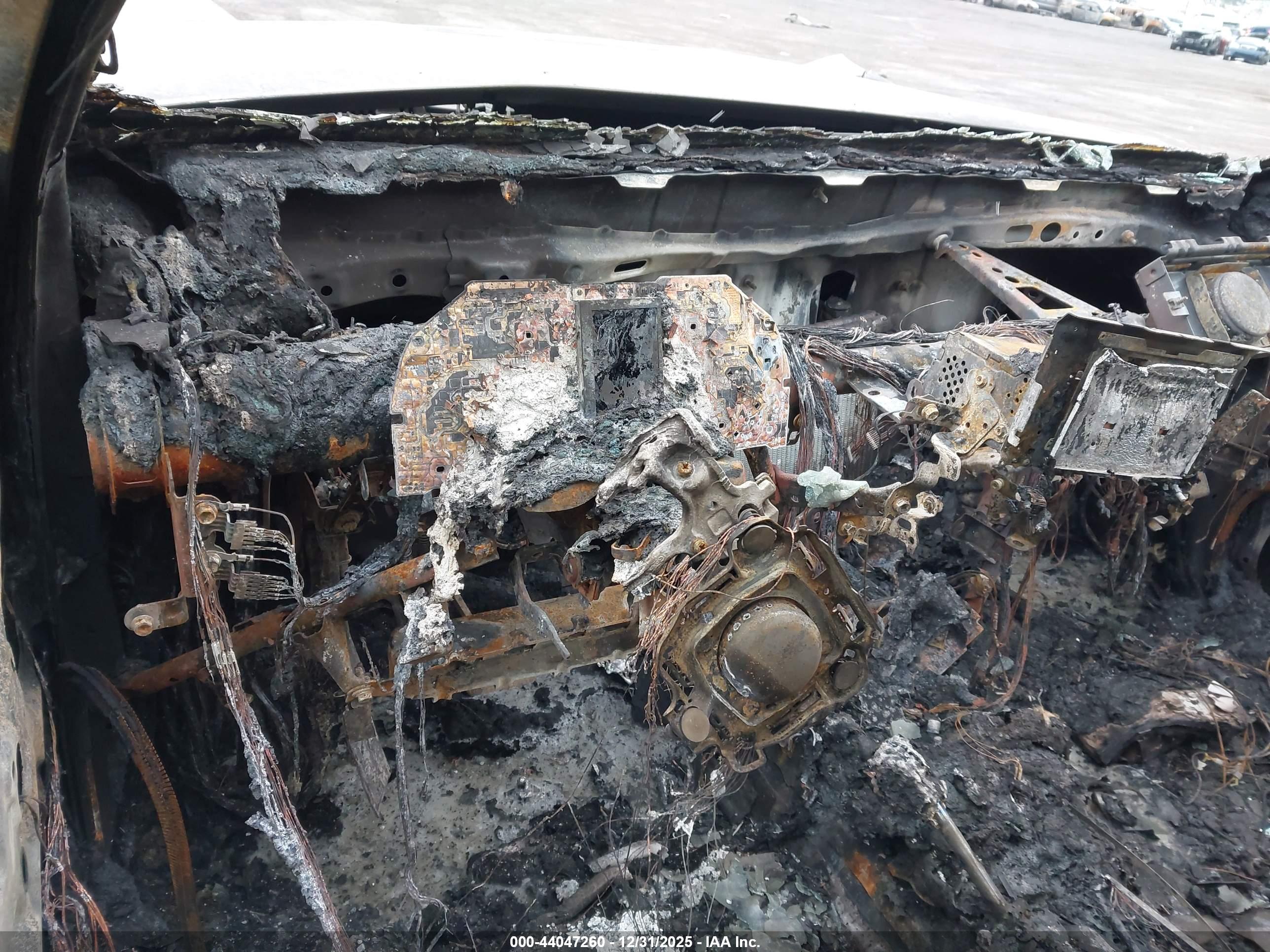 TOYOTA CAMRY image 7