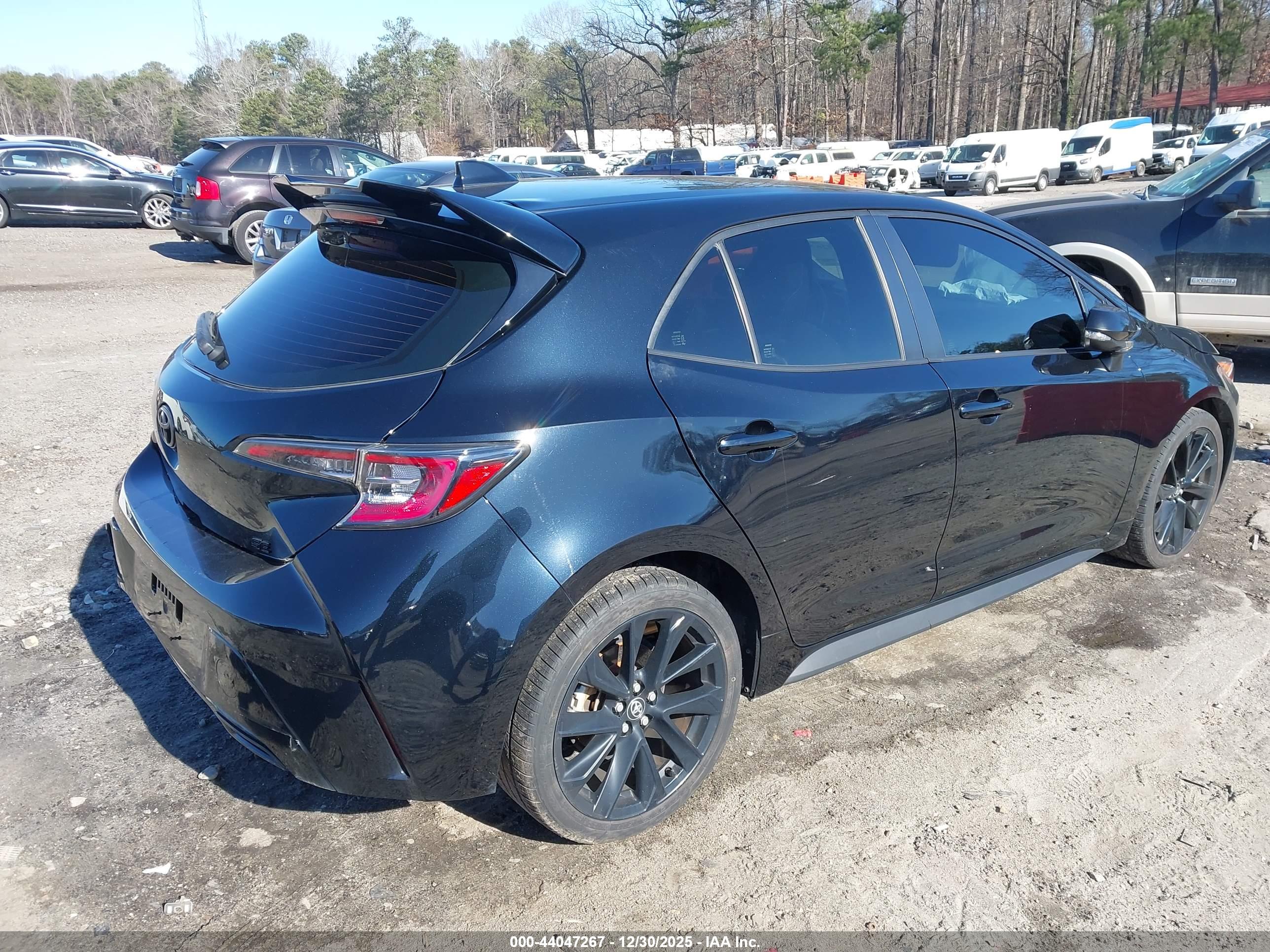 TOYOTA COROLLA image 4