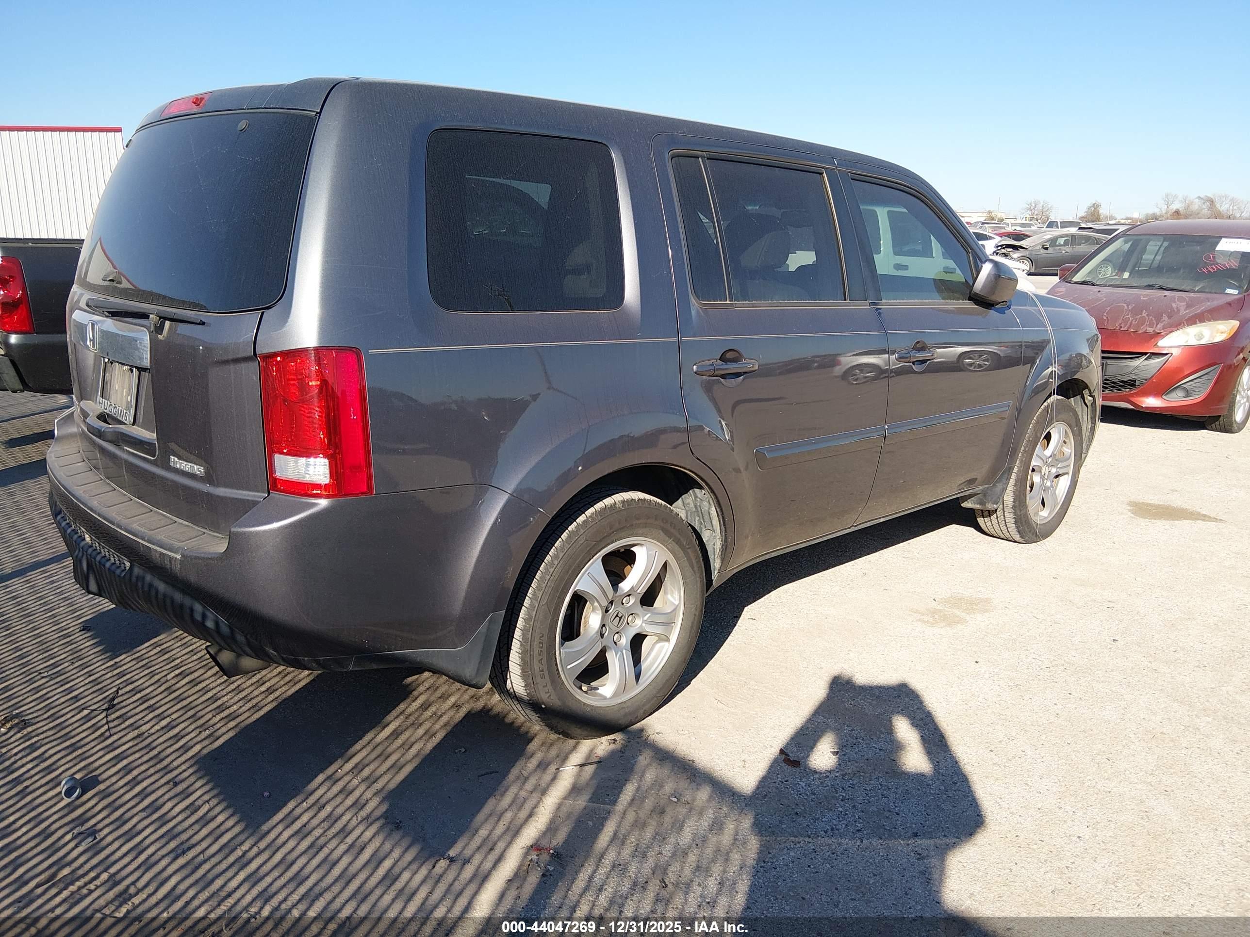 HONDA PILOT image 4