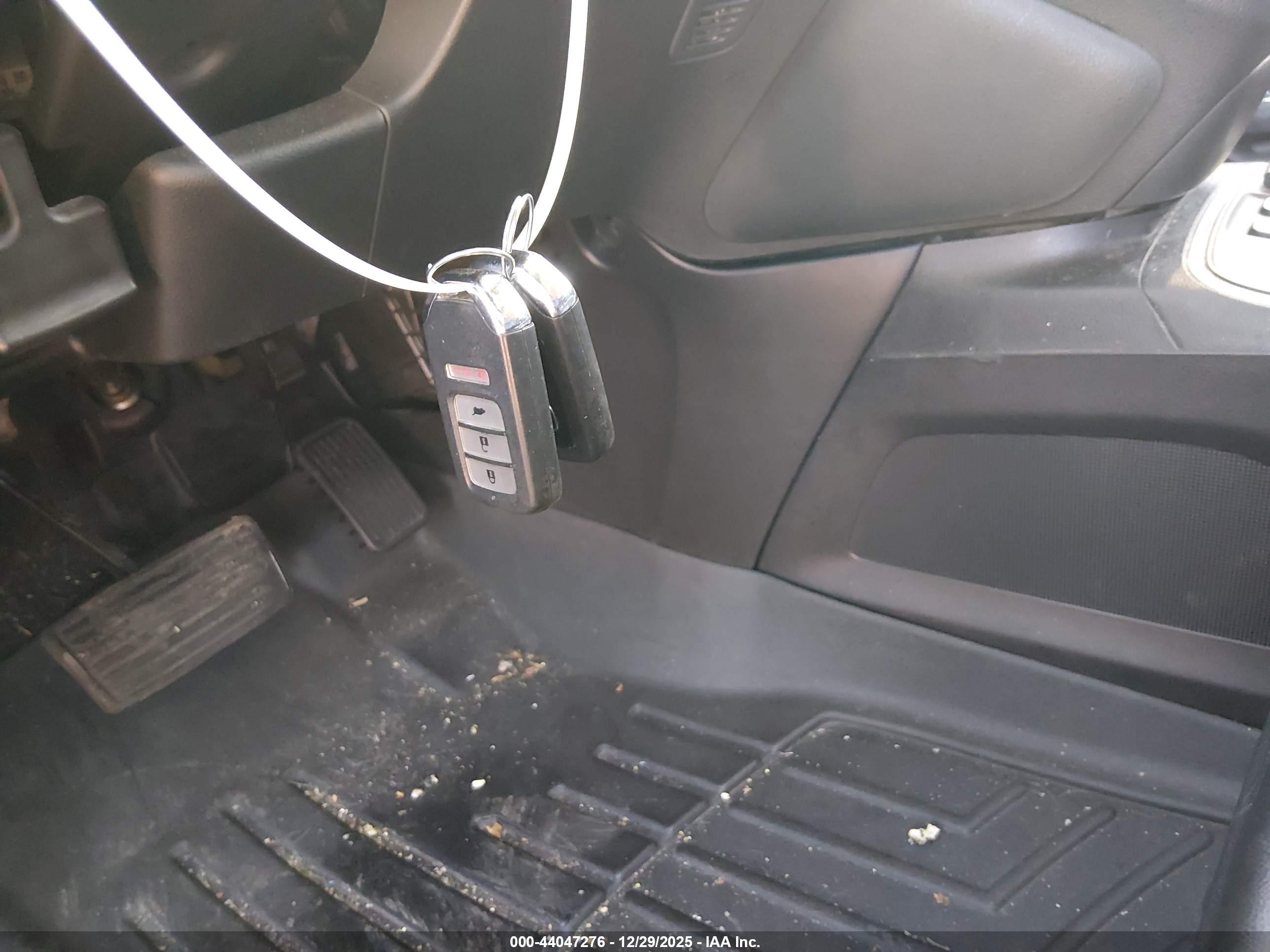 HONDA CR-V image 11
