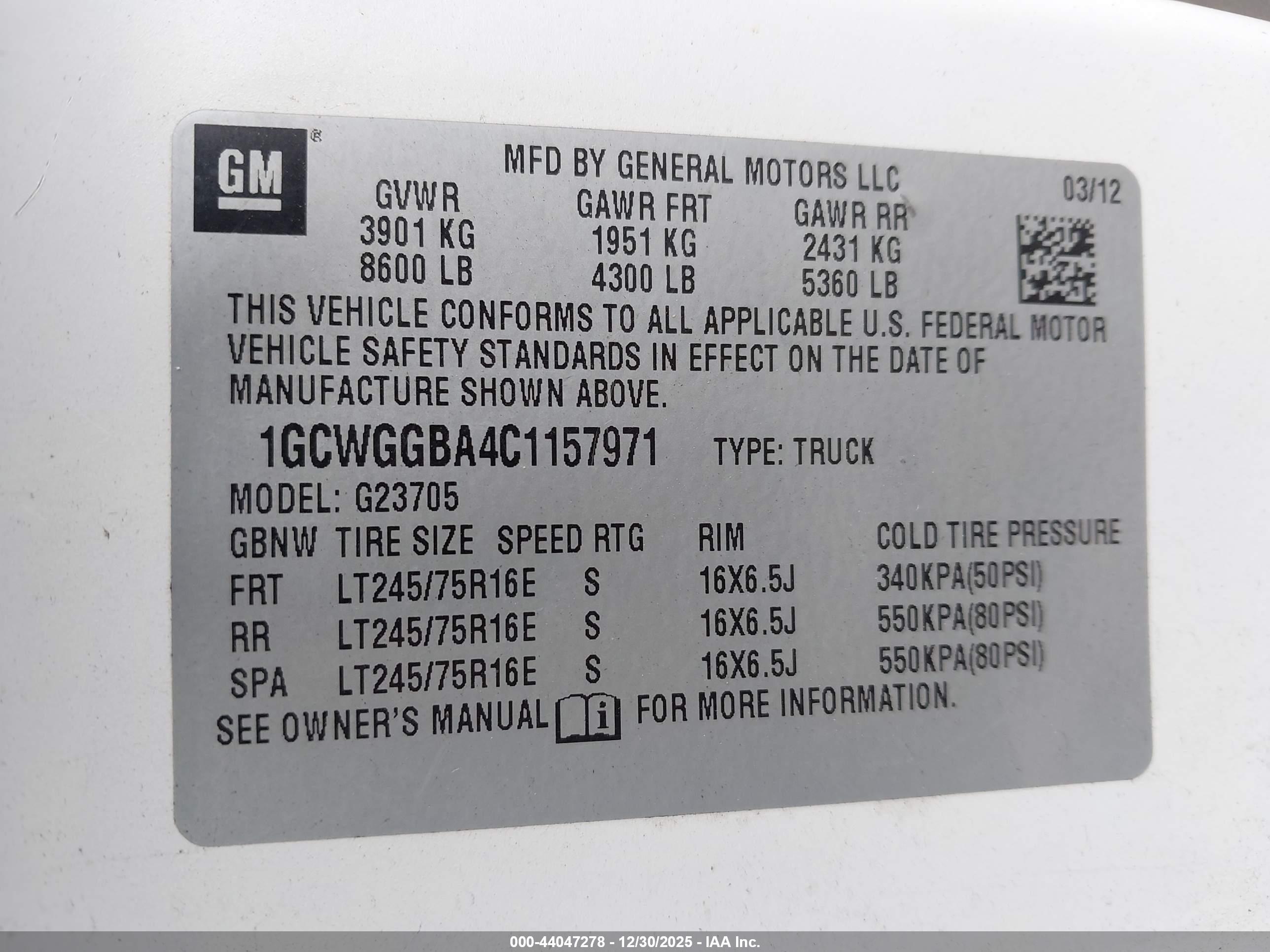 CHEVROLET EXPRESS image 9