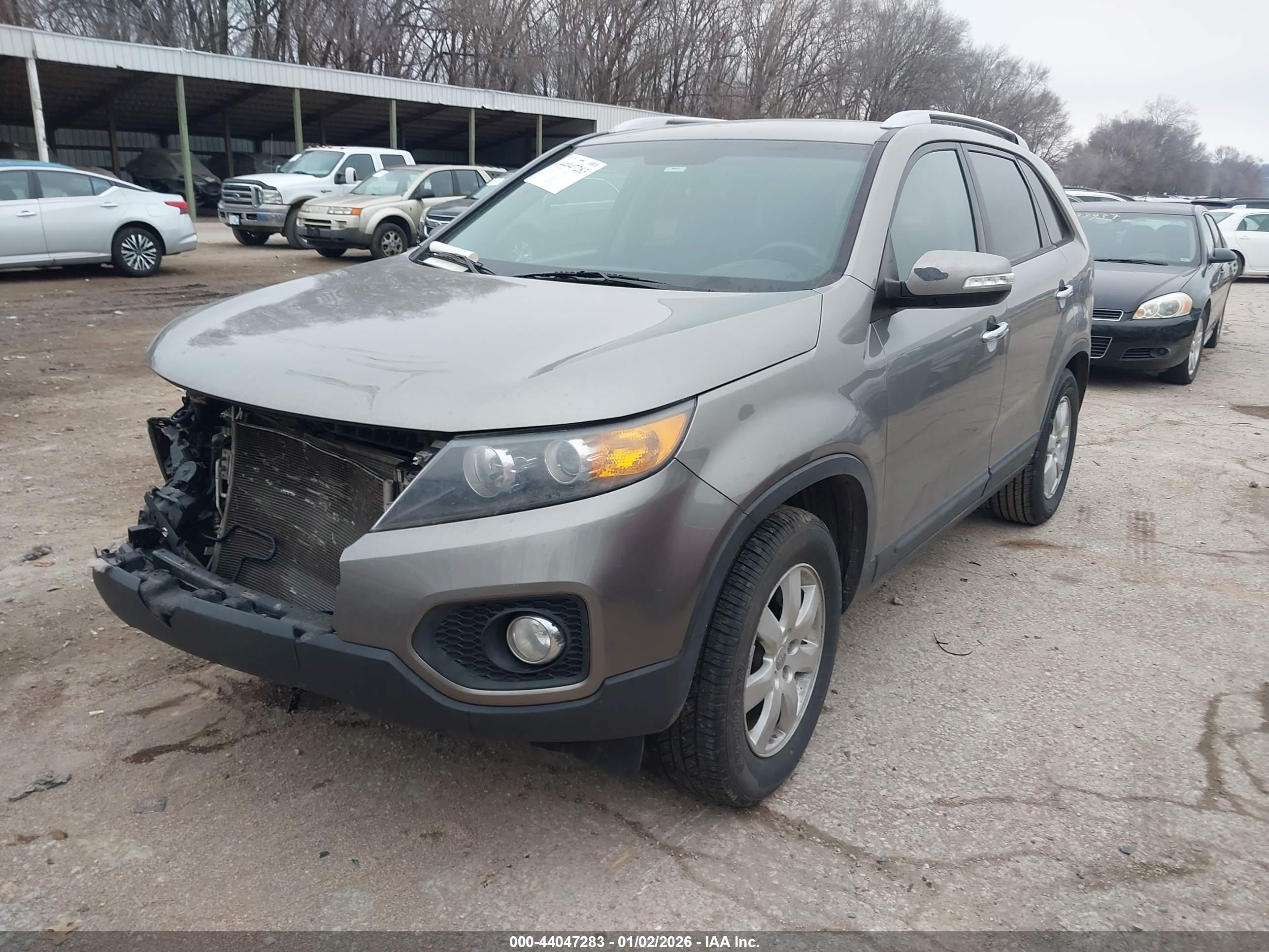 KIA SORENTO image 2
