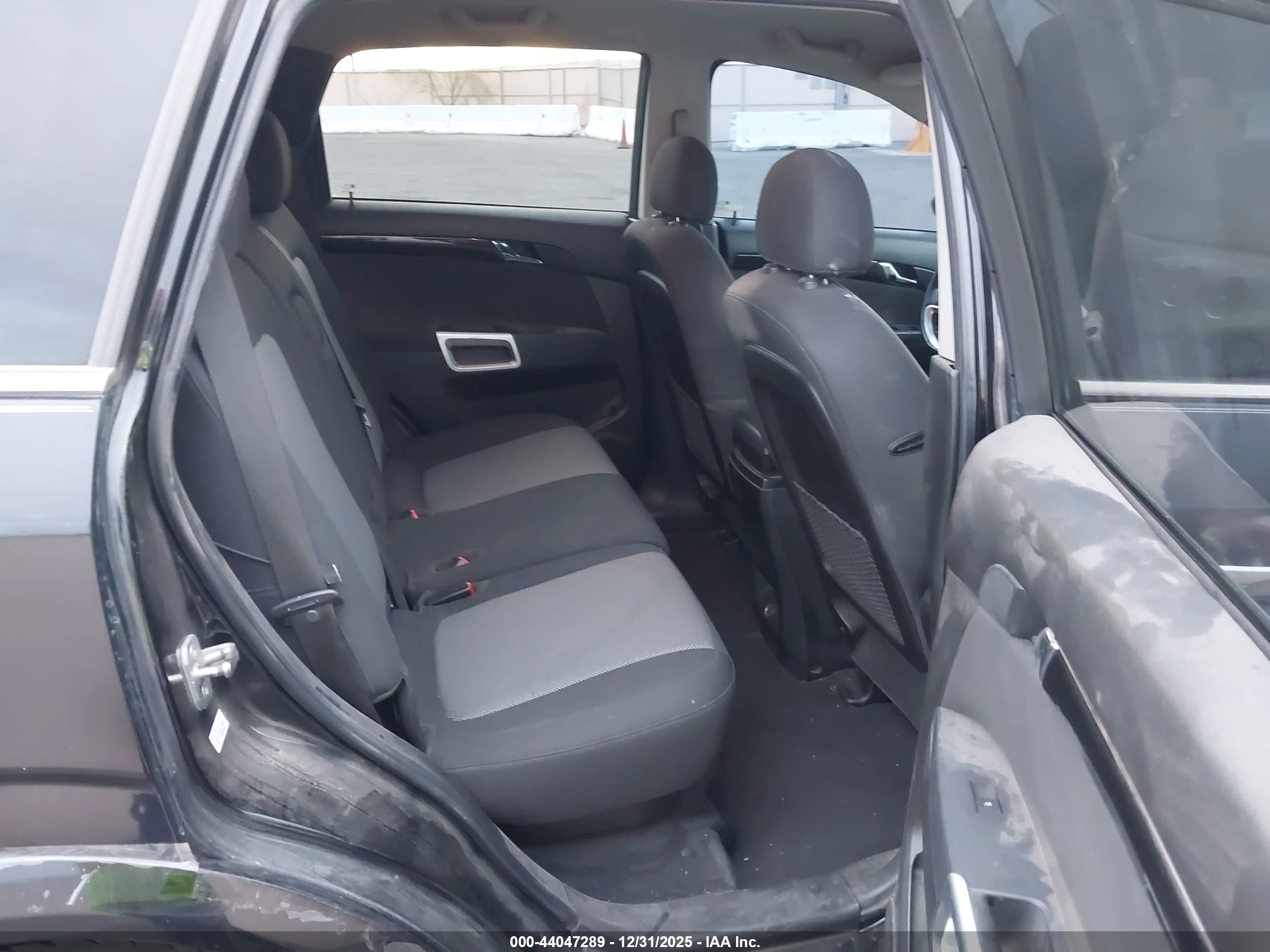 CHEVROLET CAPTIVA image 8