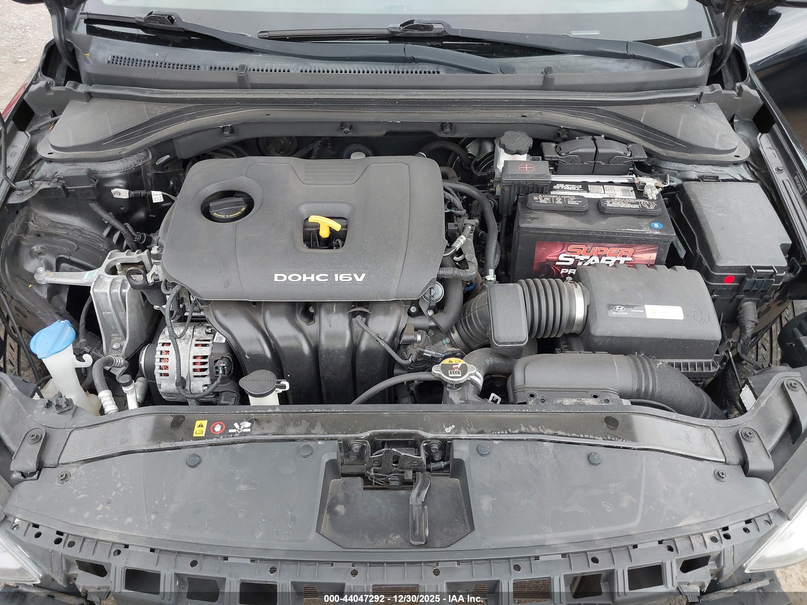 HYUNDAI ELANTRA image 10