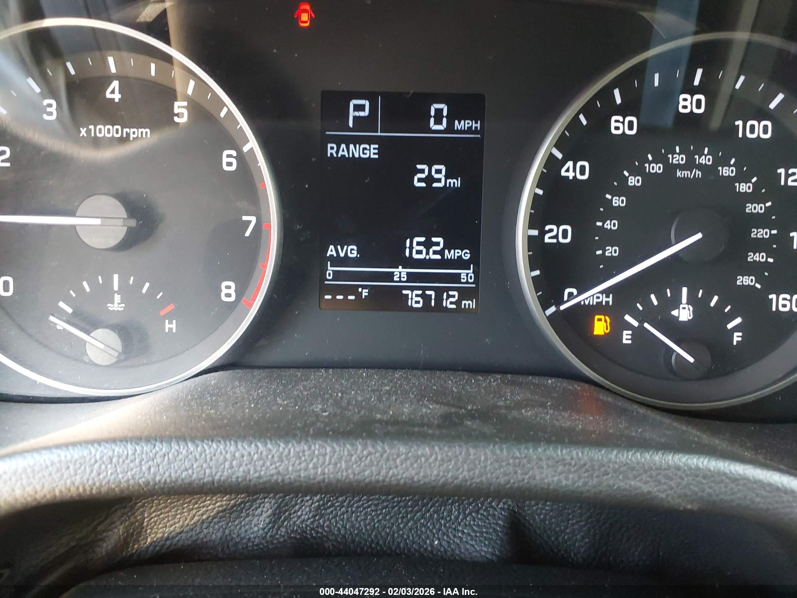 HYUNDAI ELANTRA image 7