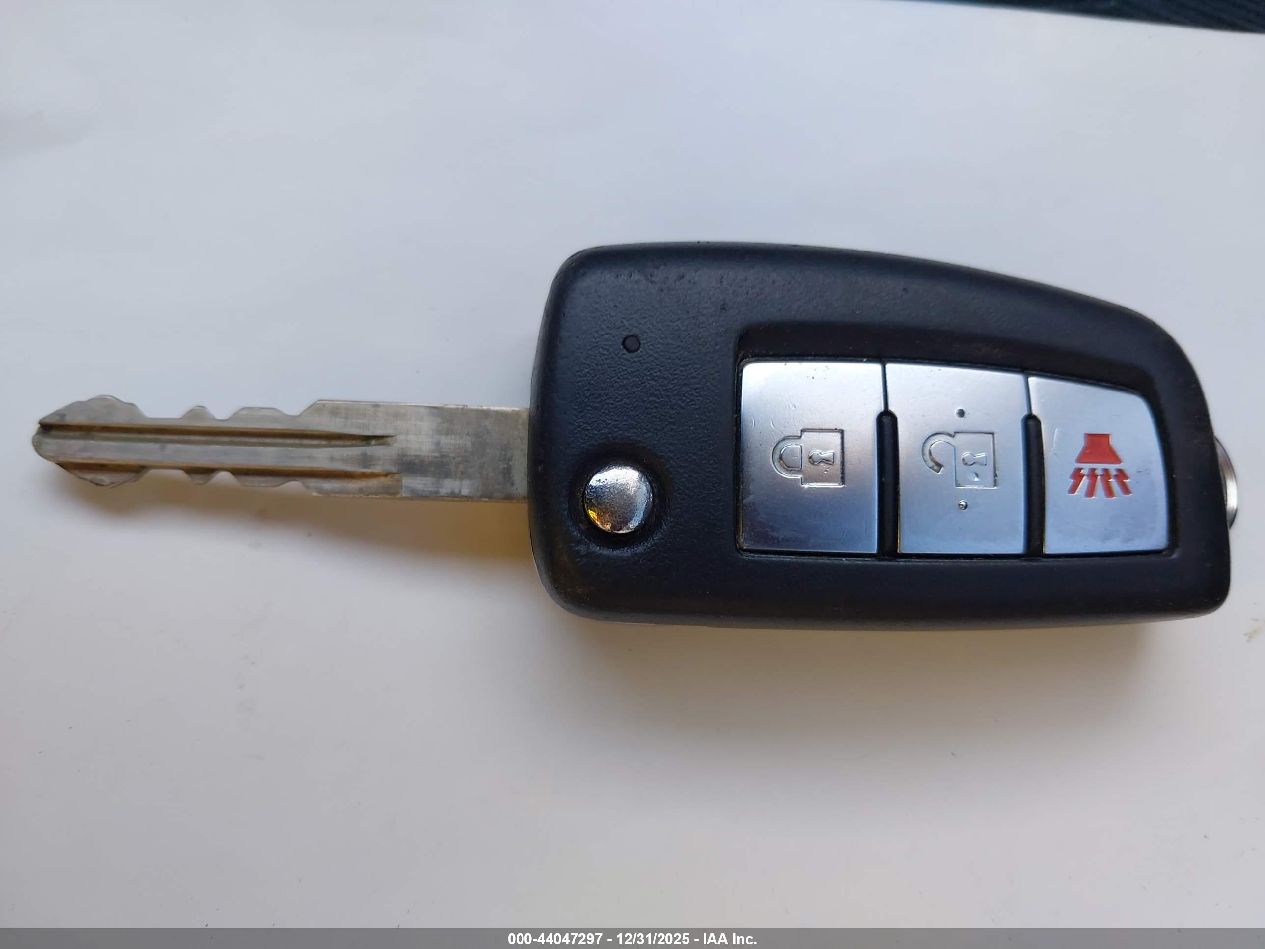 NISSAN ROGUE image 11