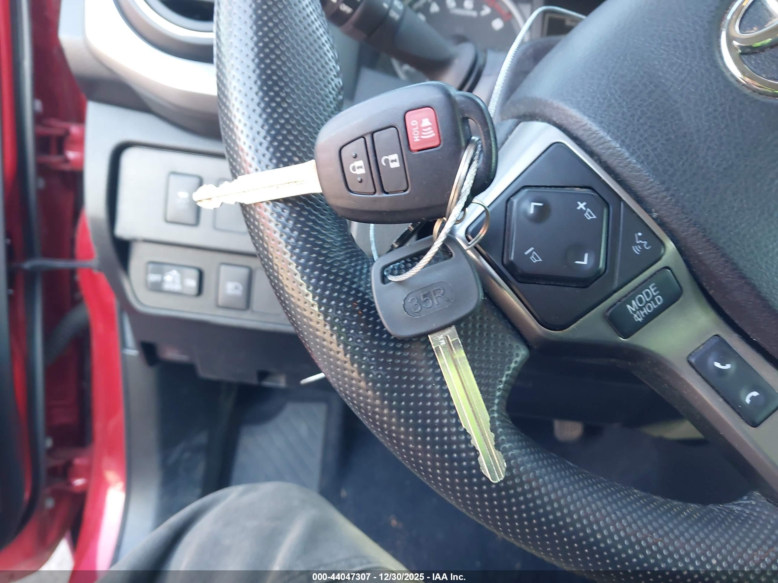 TOYOTA TACOMA image 11