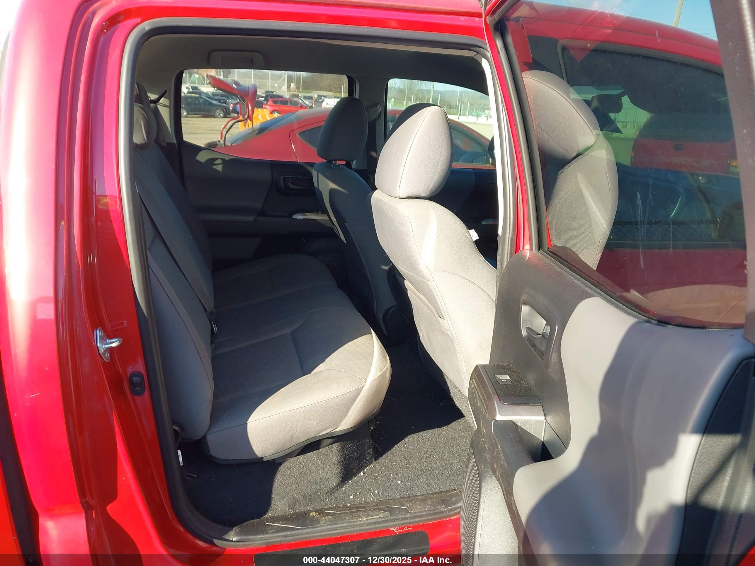 TOYOTA TACOMA image 8