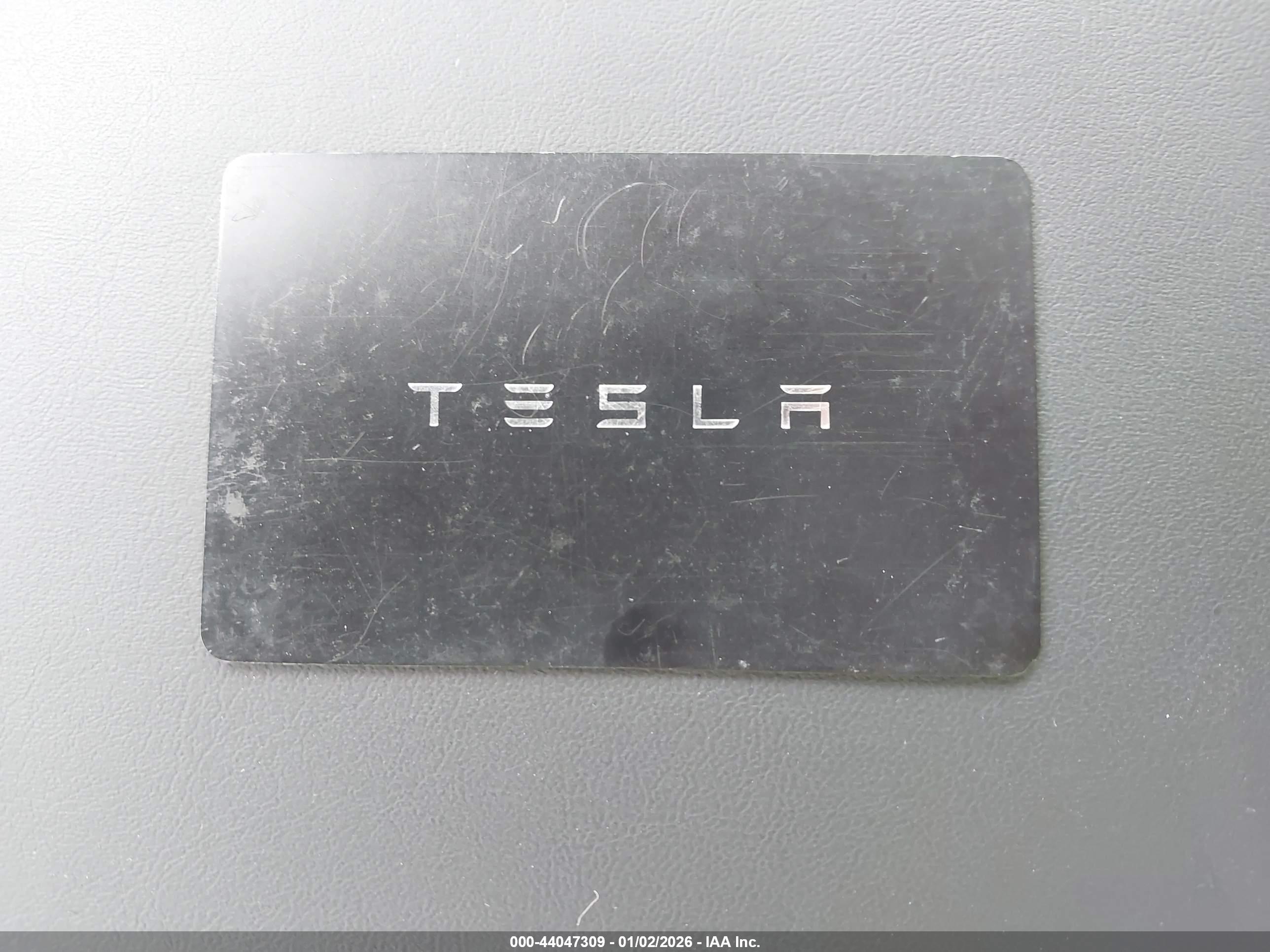 TESLA MODEL image 11