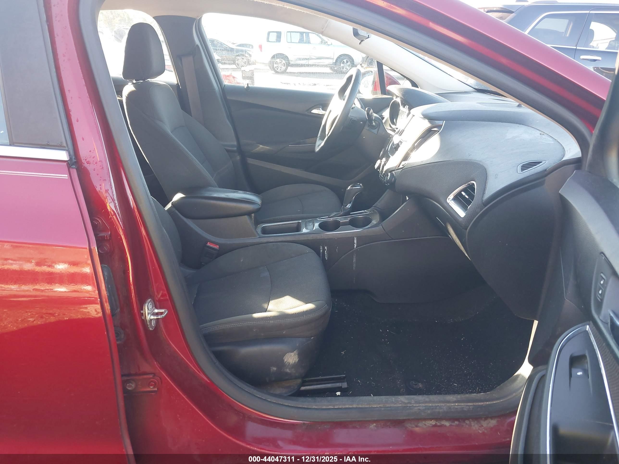 CHEVROLET CRUZE image 5