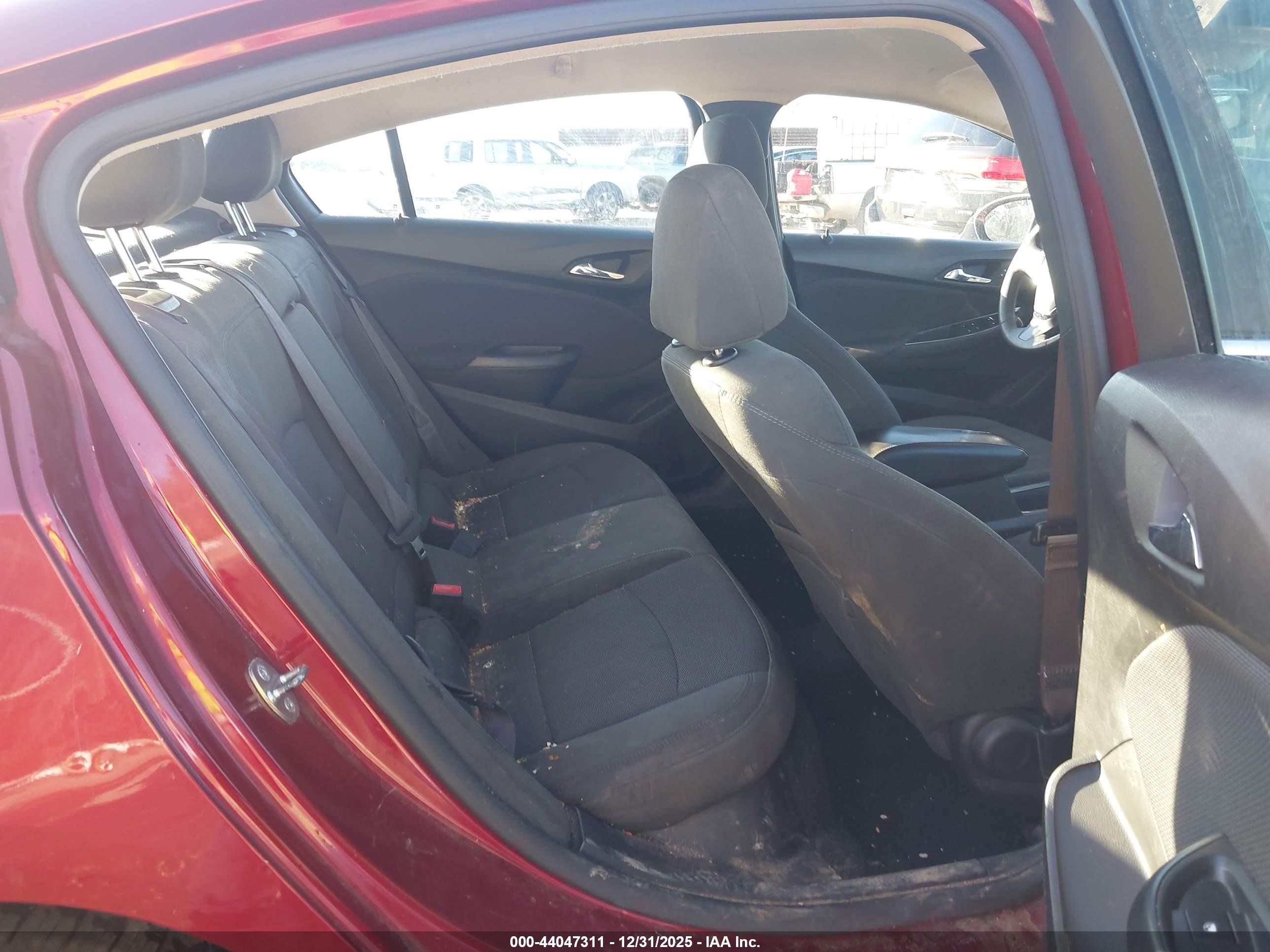 CHEVROLET CRUZE image 8