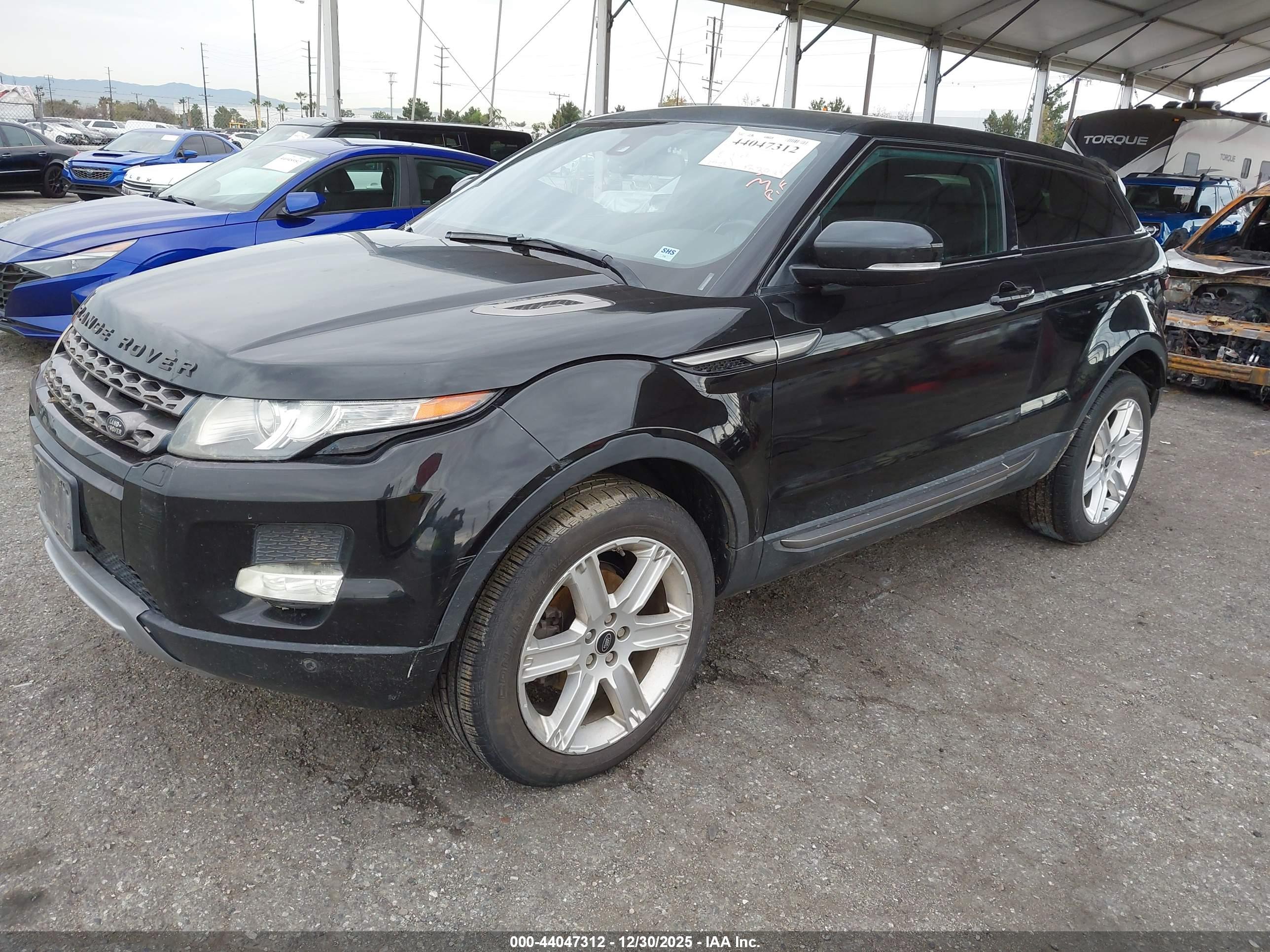 LAND ROVER image 2