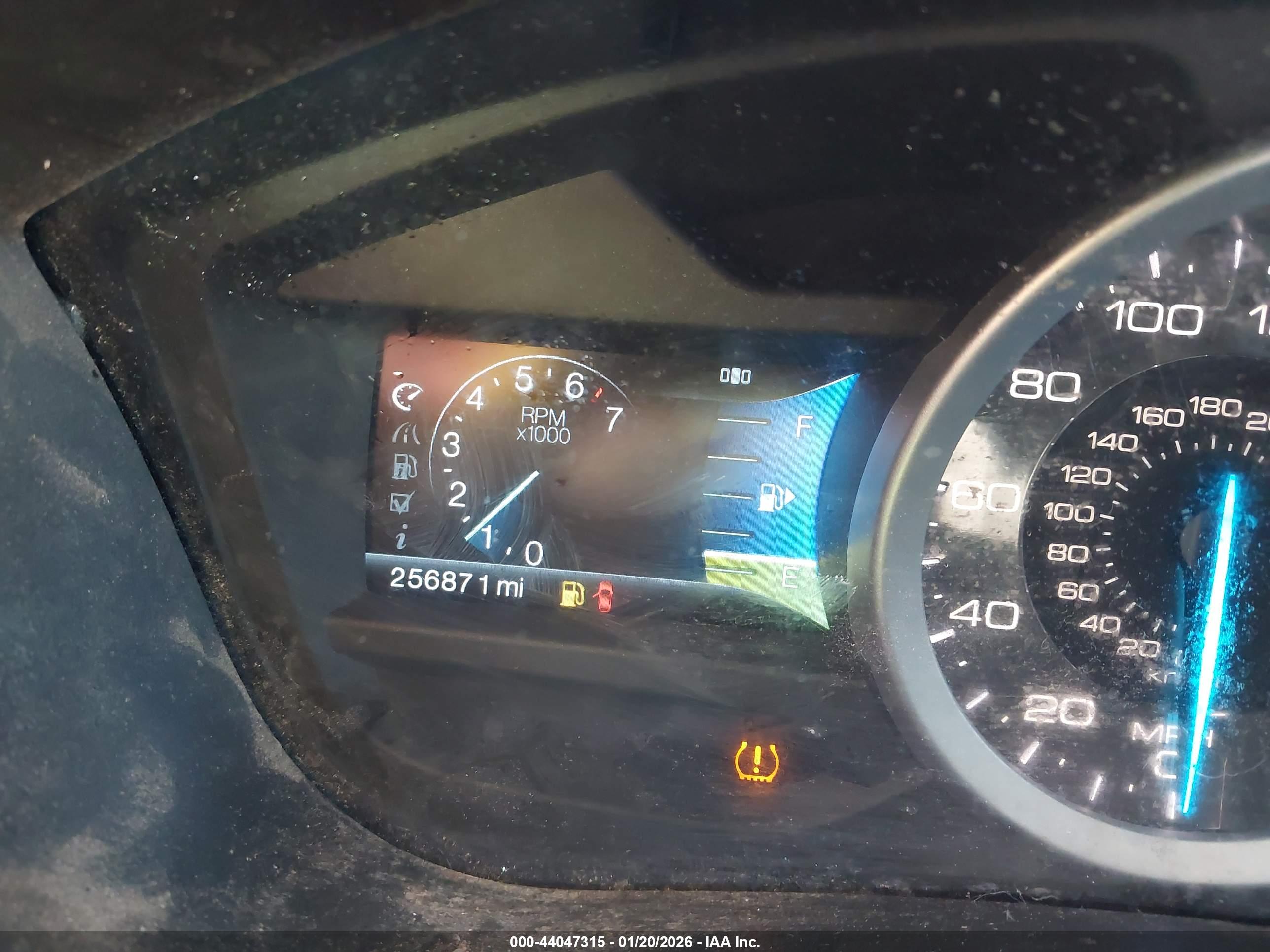 FORD EXPLORER image 7