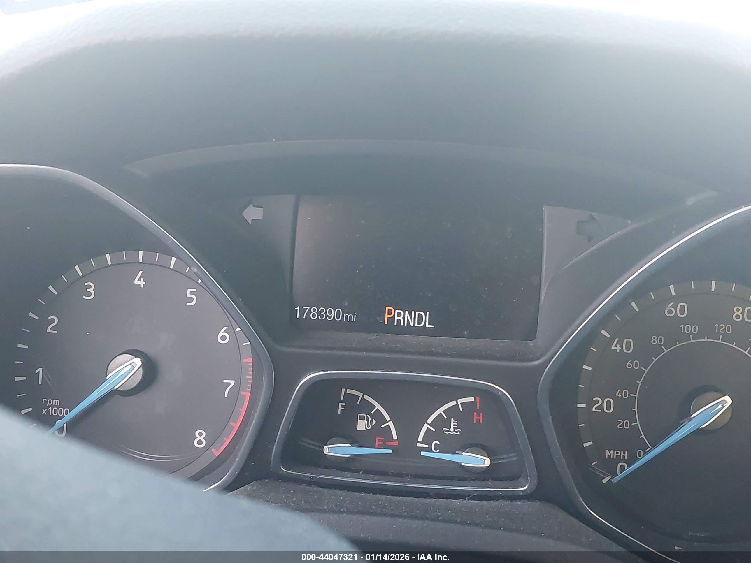 FORD FOCUS image 7