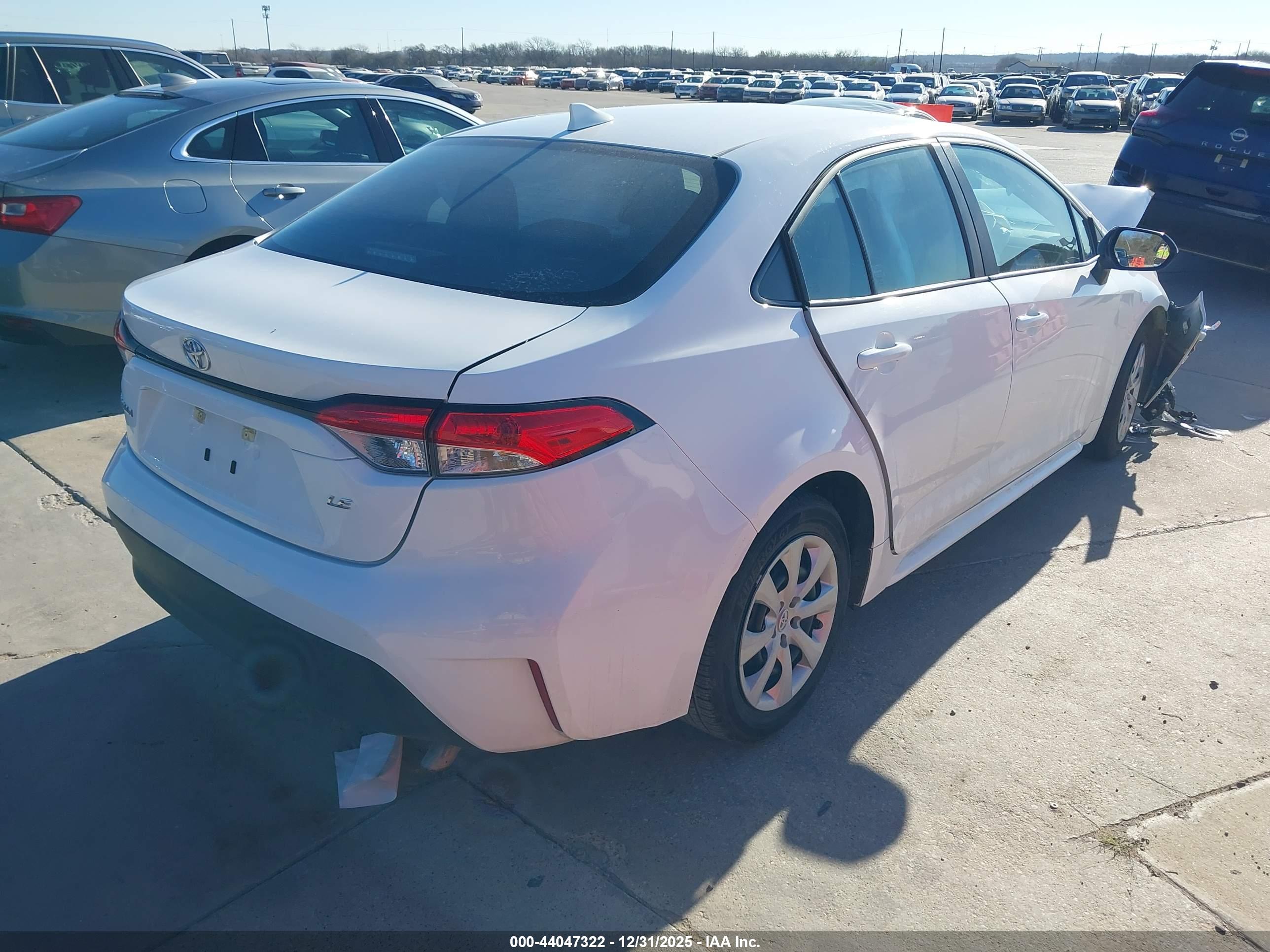 TOYOTA COROLLA image 4