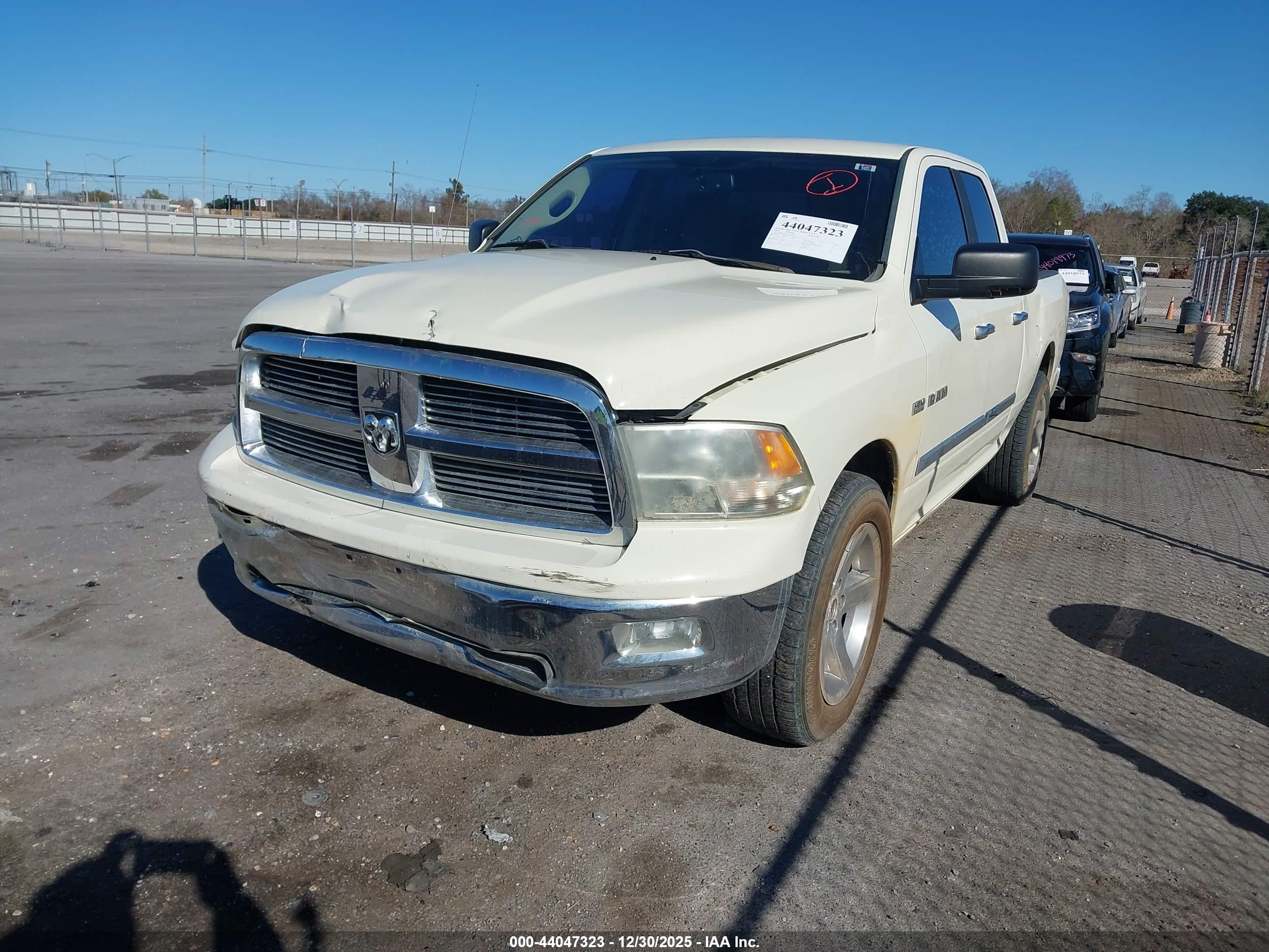 DODGE RAM image 2