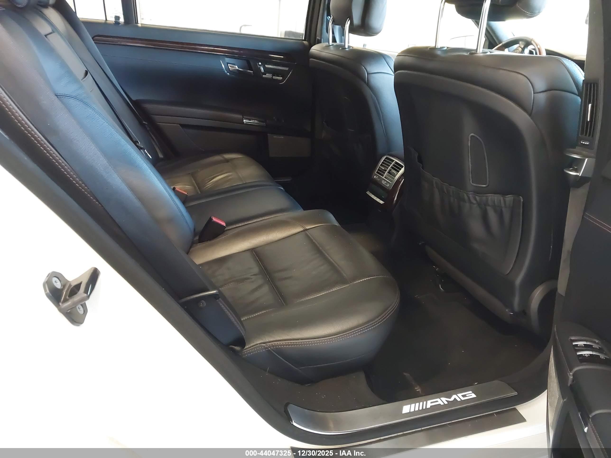 MERCEDES-BENZ S image 8