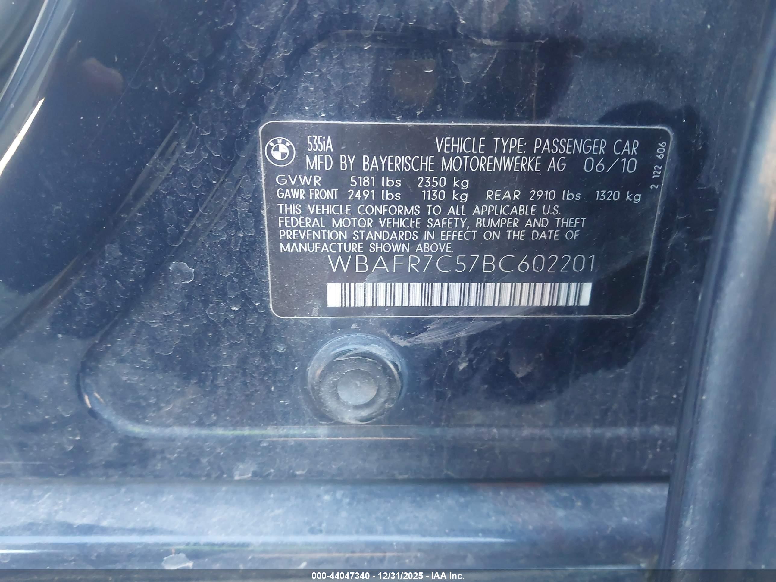 BMW 535I image 9