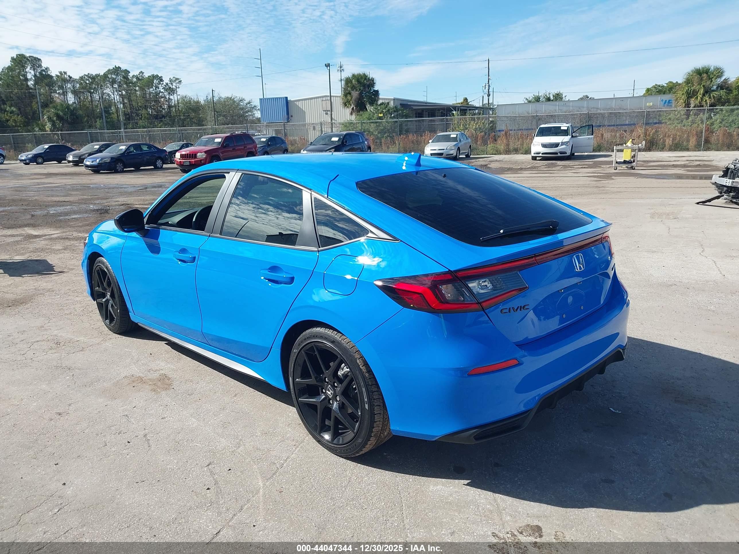 HONDA CIVIC image 3